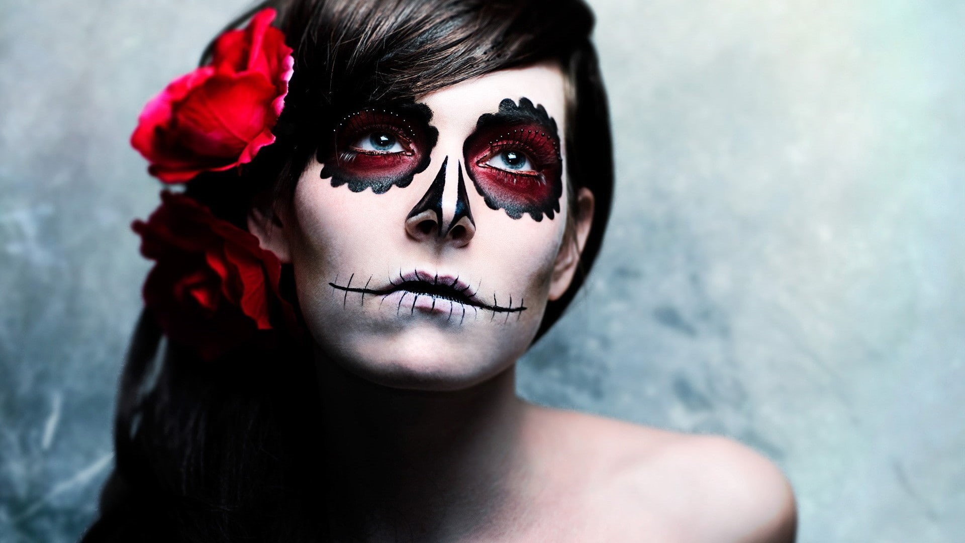 indoors, spooky, one person, Dia de los Muertos, costume, hairstyle, Sugar Skull, 1080P, beautiful woman, fear, human body part, paint, celebration, adult, HD Wallpaper