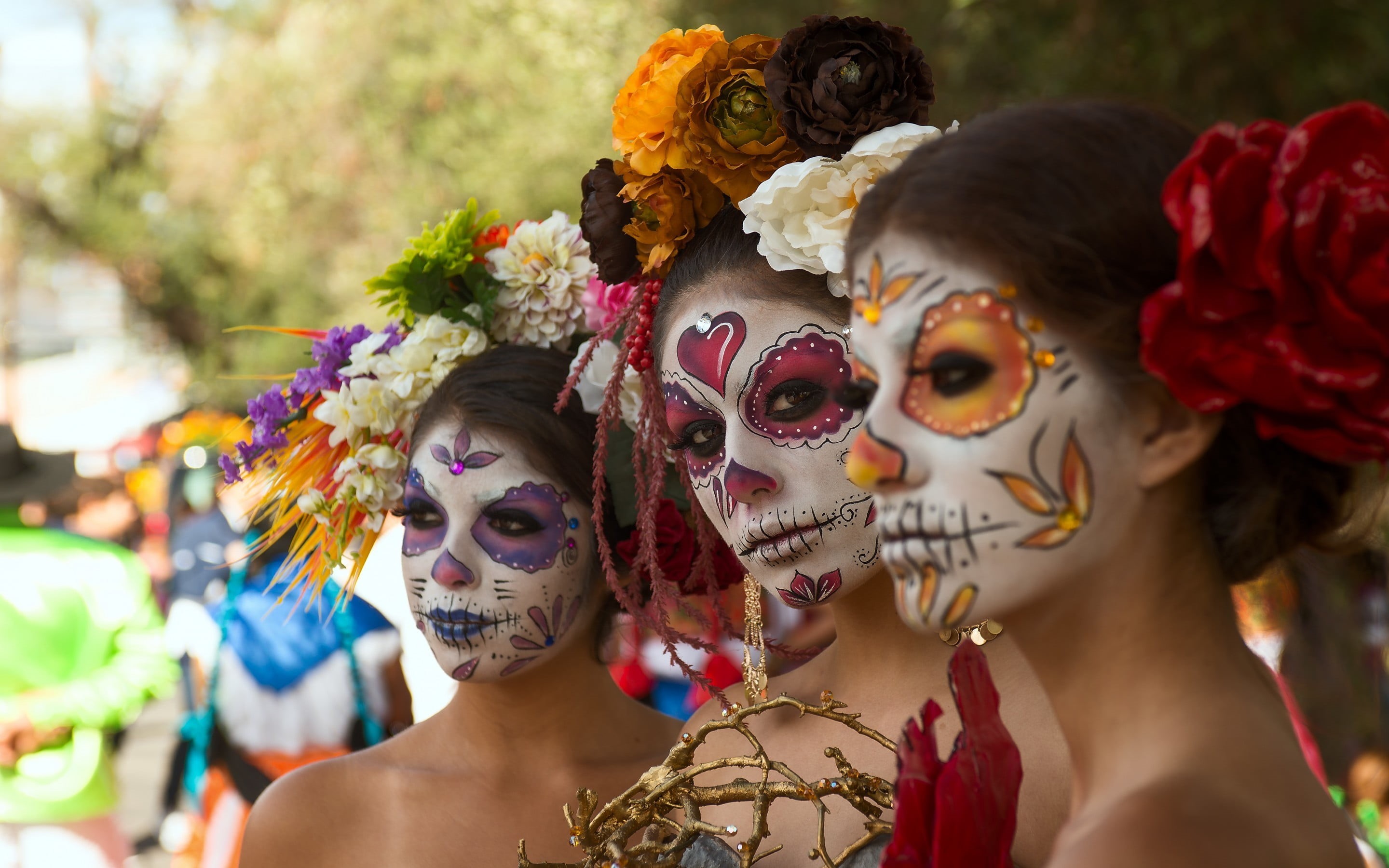 young adult, Sugar Skull, flower in hair, Dia de los Muertos, traditional festival, depth of field, s, skull, paint, women, nature, headshot, multi colored, HD Wallpaper