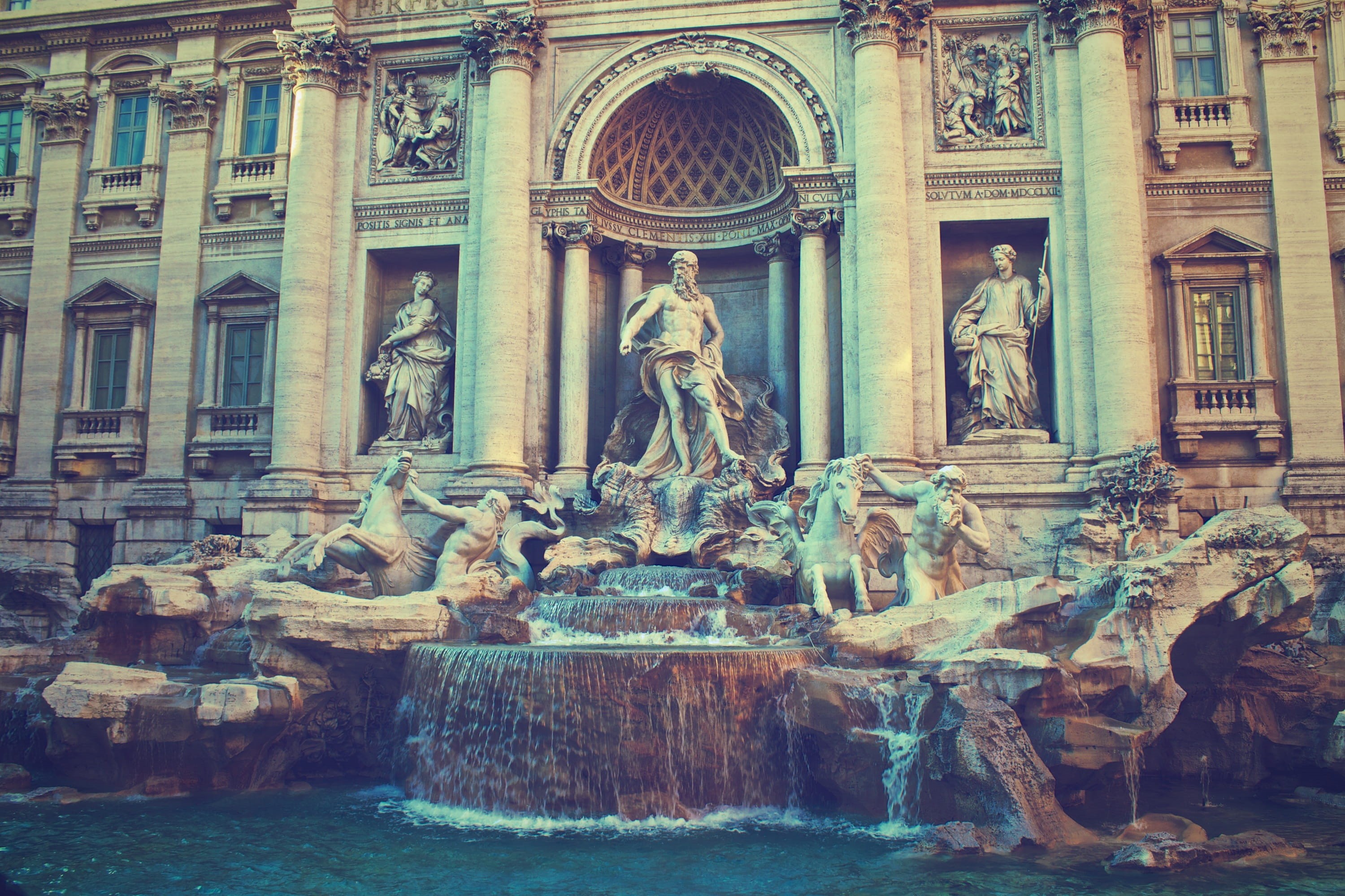 fountain, architecture, leonardo da vinci, trevi fountain, architectural column, rome, art and craft, 2K, travel destinations, human representation, representation, HD Wallpaper