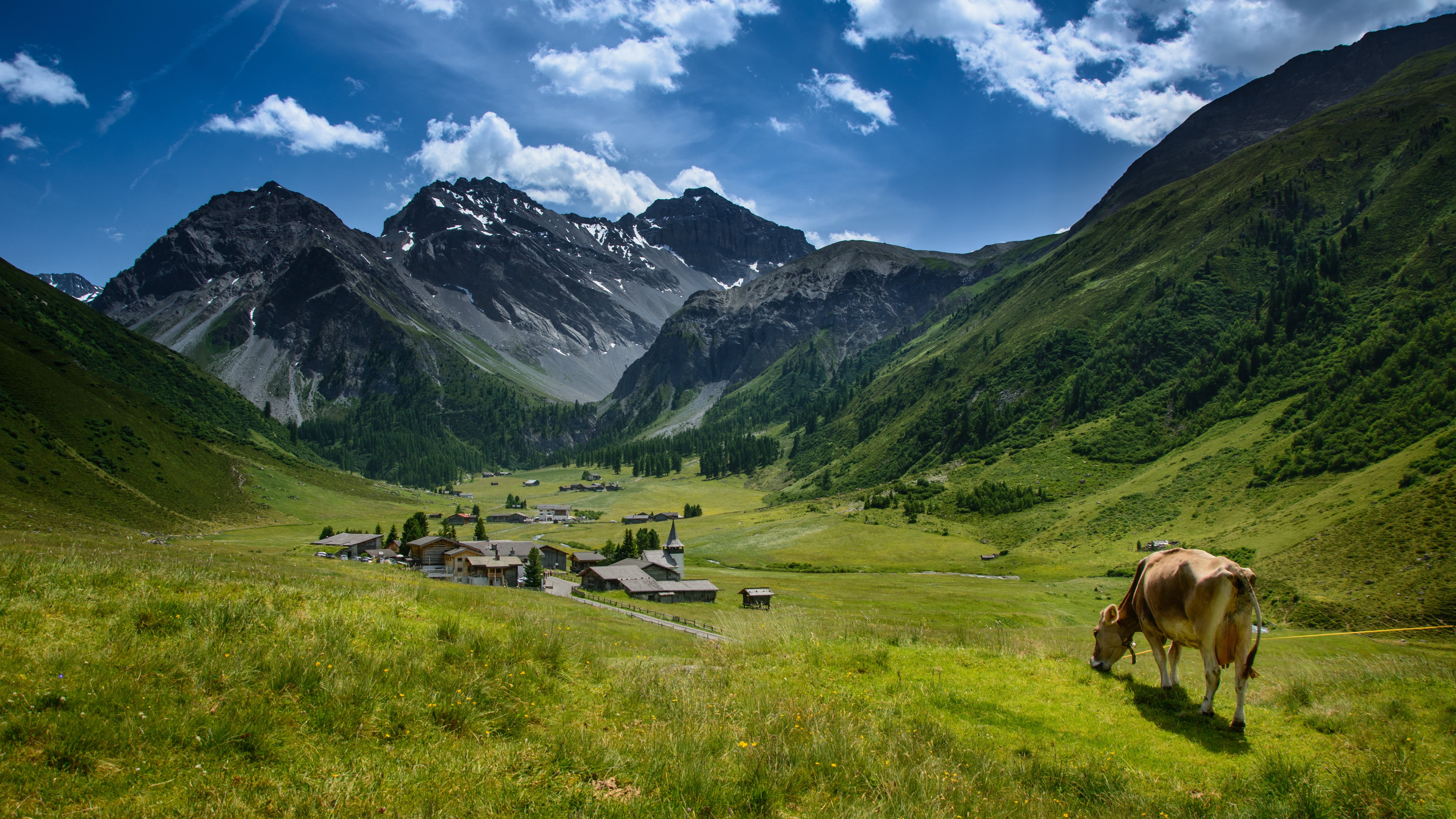 Natur, Swiss Alps, quaint, Davos, Berg, europe, Switzerland, mountain village, Swiss  alps, green grass, summer, cloudy, Wolken, Berge, scenics, Bergdorf, HD Wallpaper