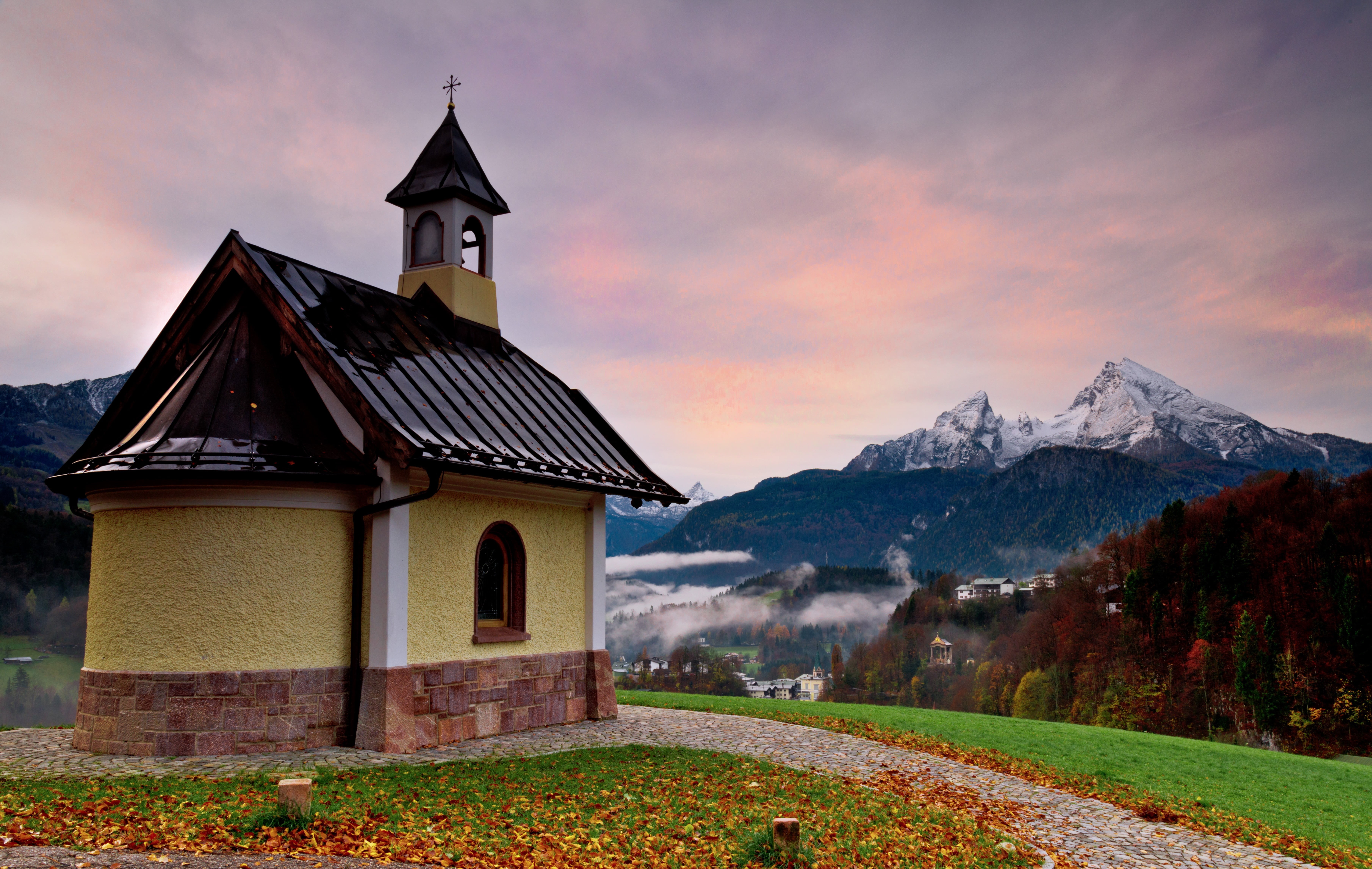 Kapelle, Nikon, european Alps, yellow, photography, 5K, painted, Berge, Alps, europe, summer, fog, Deutschland, mountains, view, house, painted house, HD Wallpaper