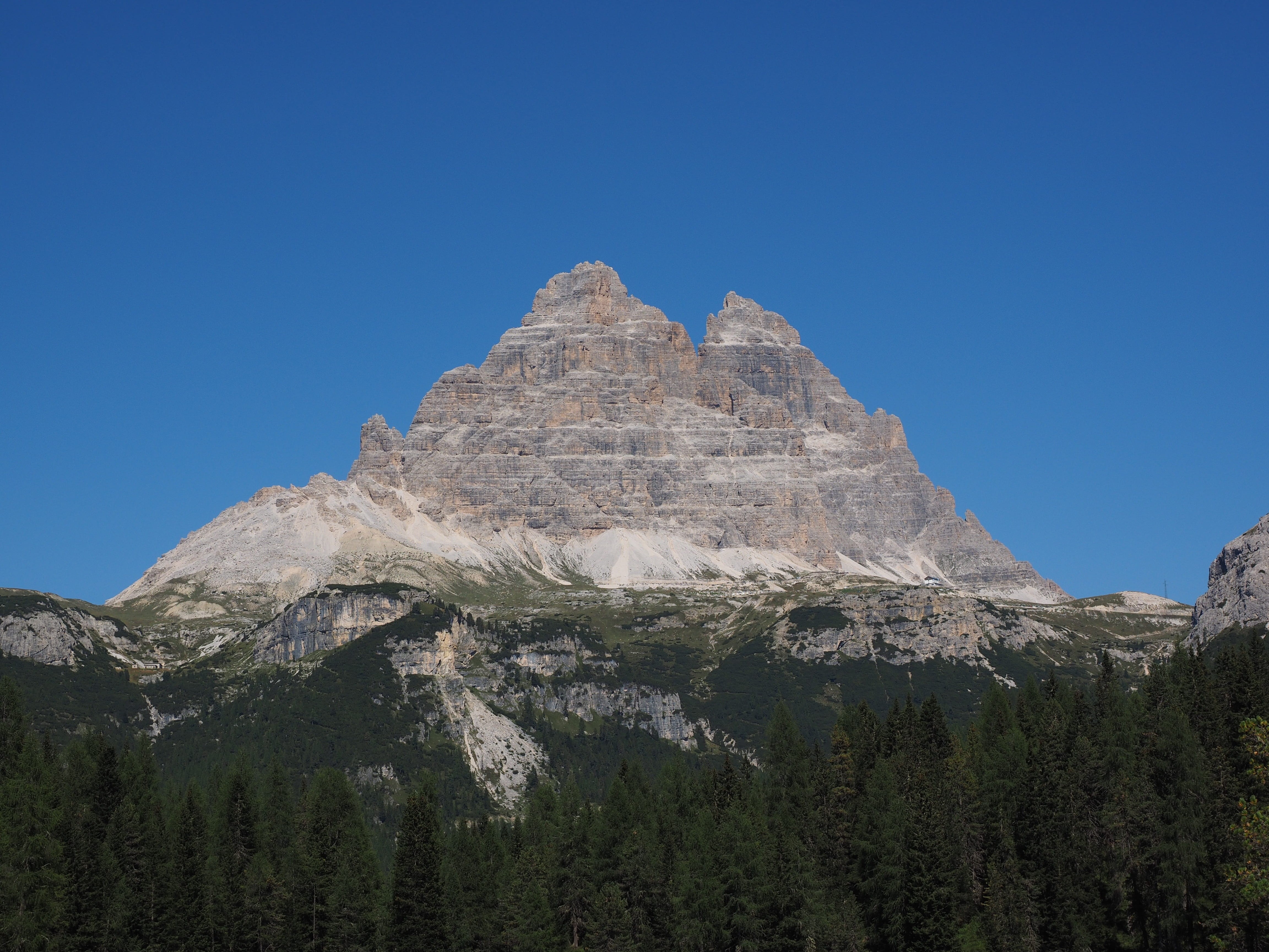formation, clear sky, mountain range, big pinnacle, sasso di landro, blue, mountain, preuß tower, the sesto dolomites, rock, summit, nature, rock - object, HD Wallpaper