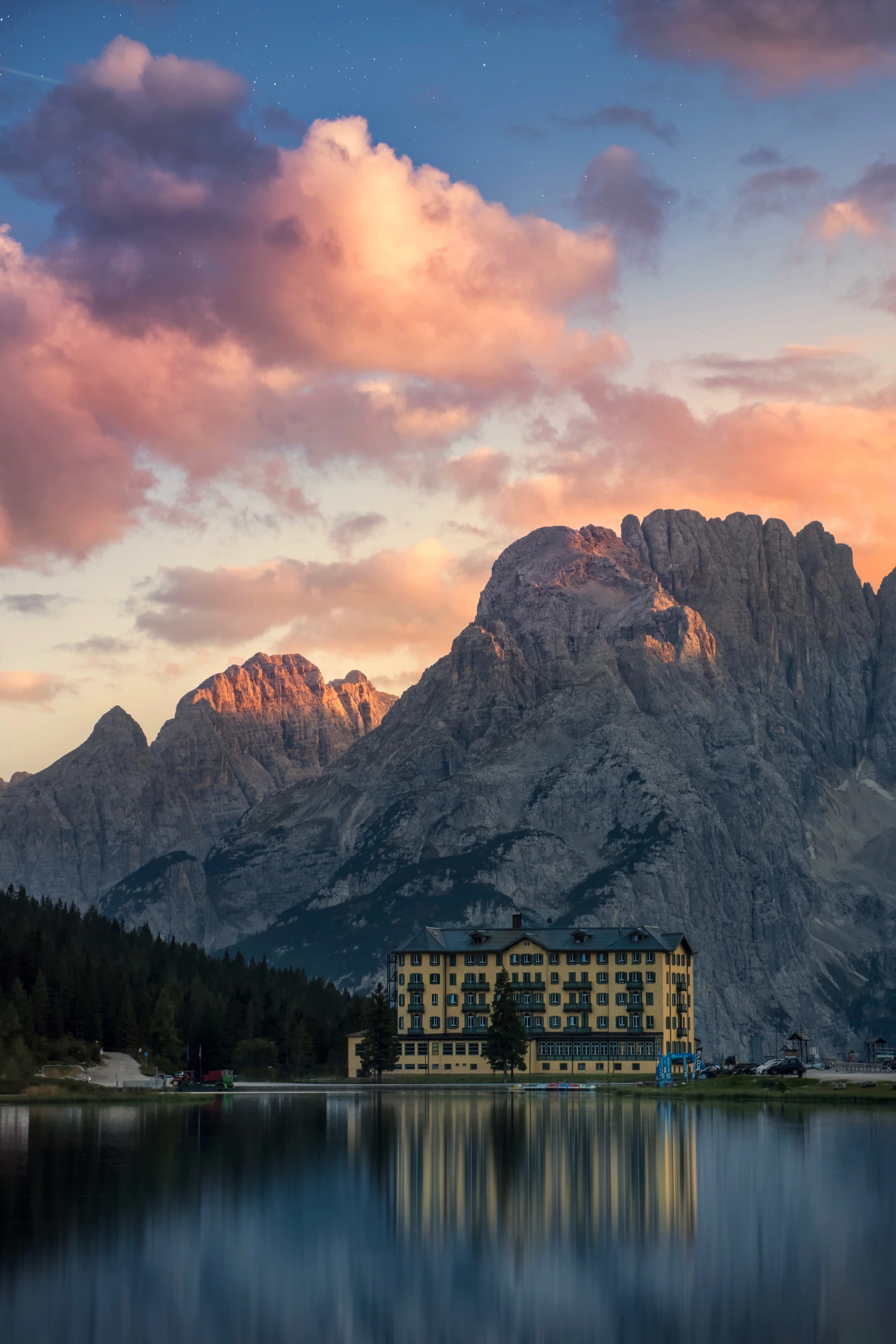 italy, mountains, house, misurina, 5K, misurina lake, lake, beautiful landscape, landscape, Phone HD Wallpaper