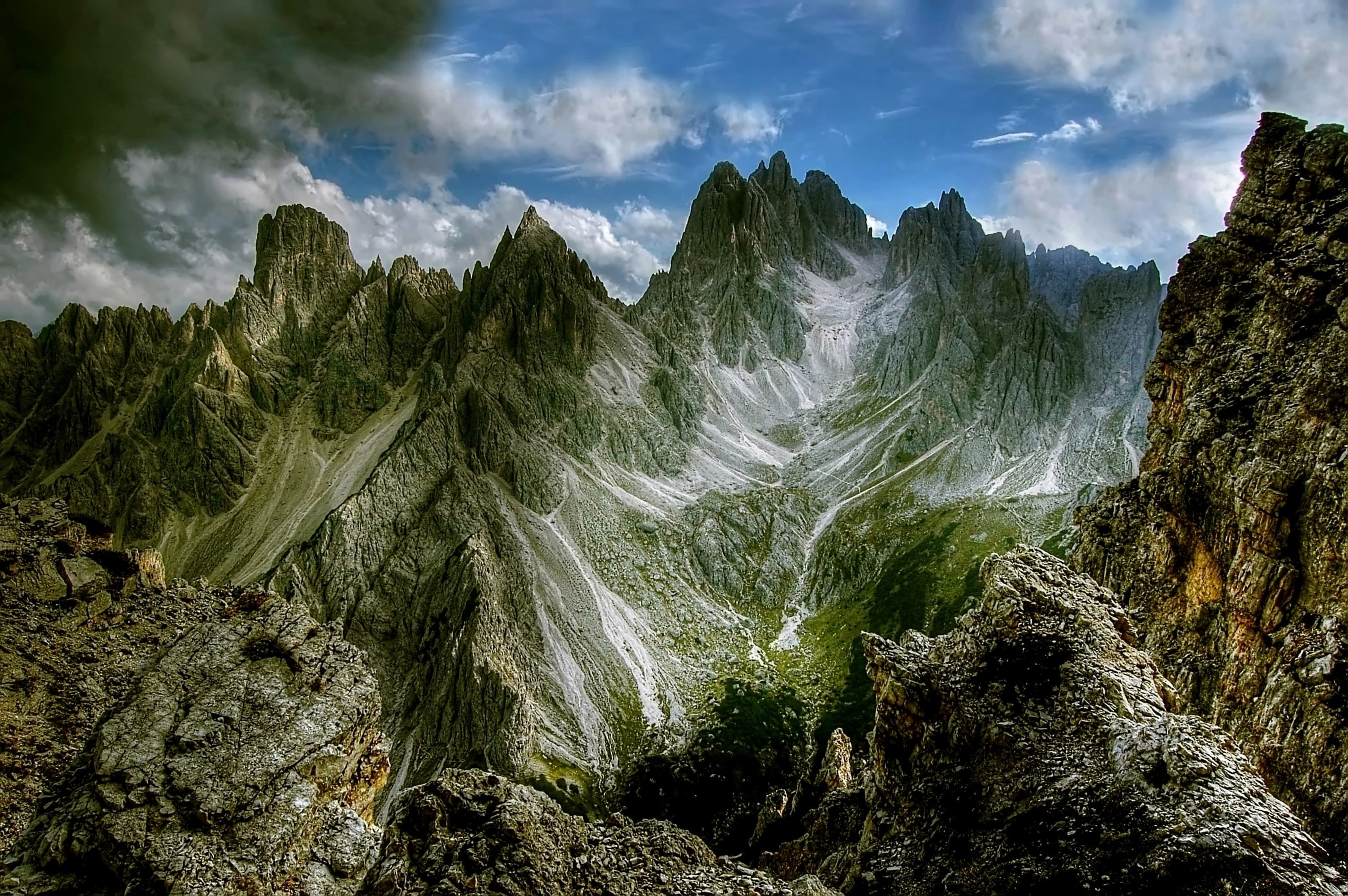 nature, blue, summer, alpine panorama, cdini di misurina, plant, hike, outdoors, cloudy, mountain range, rock - Object, cloud - sky, italy, scenics, tranquility, HD Wallpaper