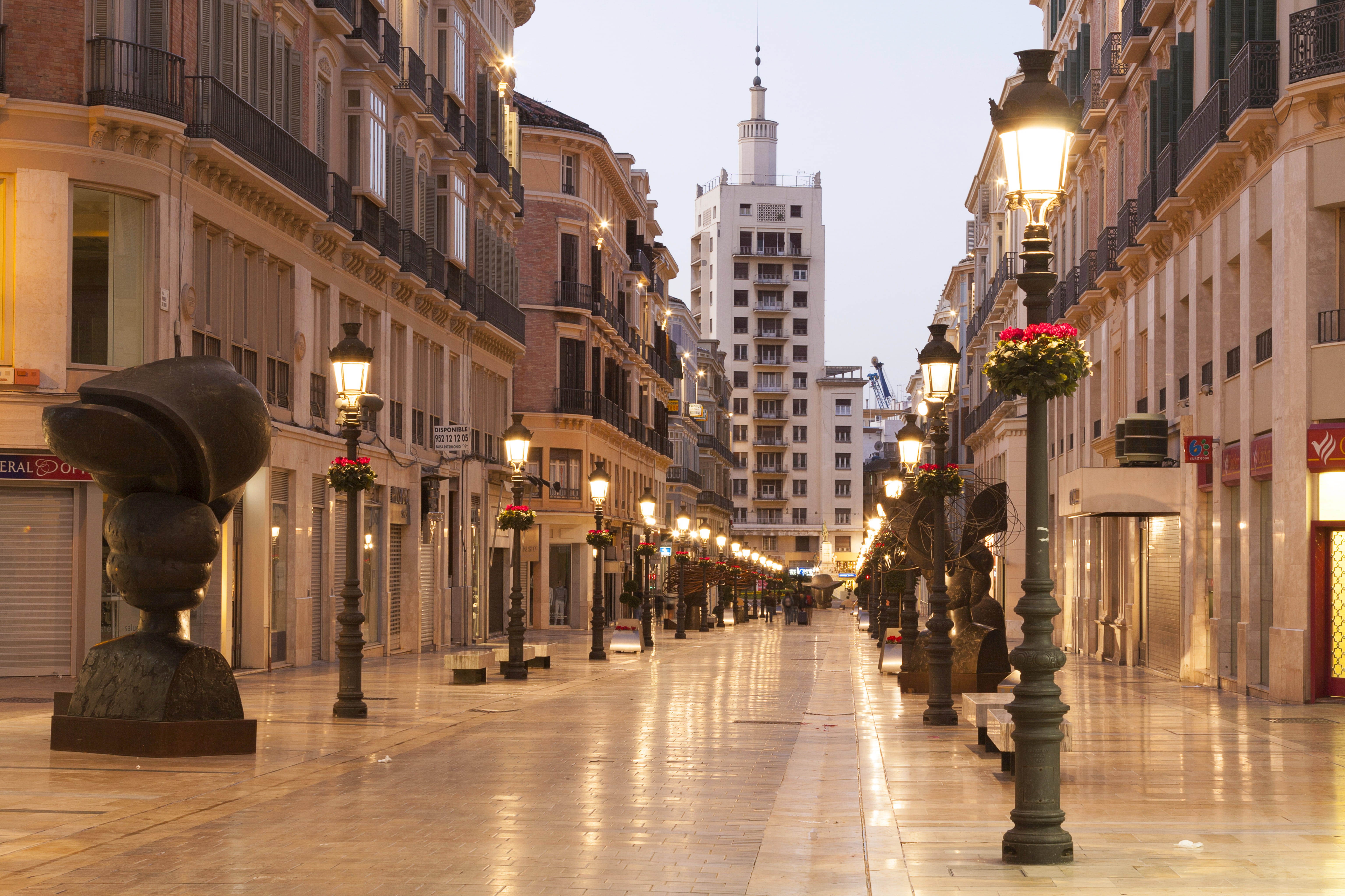 building exterior, direction, architecture, lighting equipment, quino, 5K, the way forward, escultura, calle larios, edificio, nature, la equitativa, outdoors, HD Wallpaper