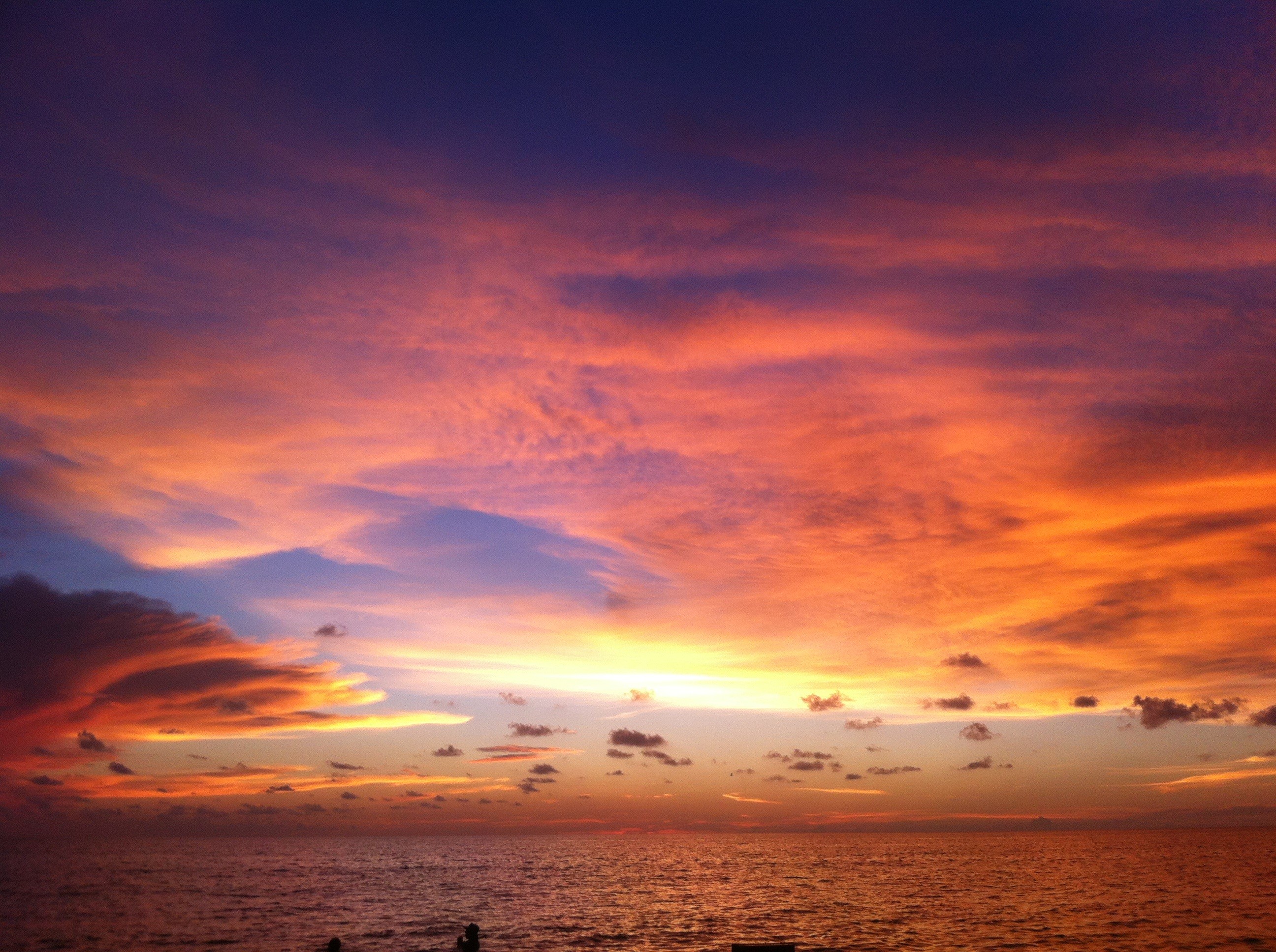 2K, cielo, dramatic sky, outdoors, mar, land, arena, beach, playa, atardecer, tranquility, sunset, horizon over water, scenics - nature, cloud - sky, orange color, HD Wallpaper