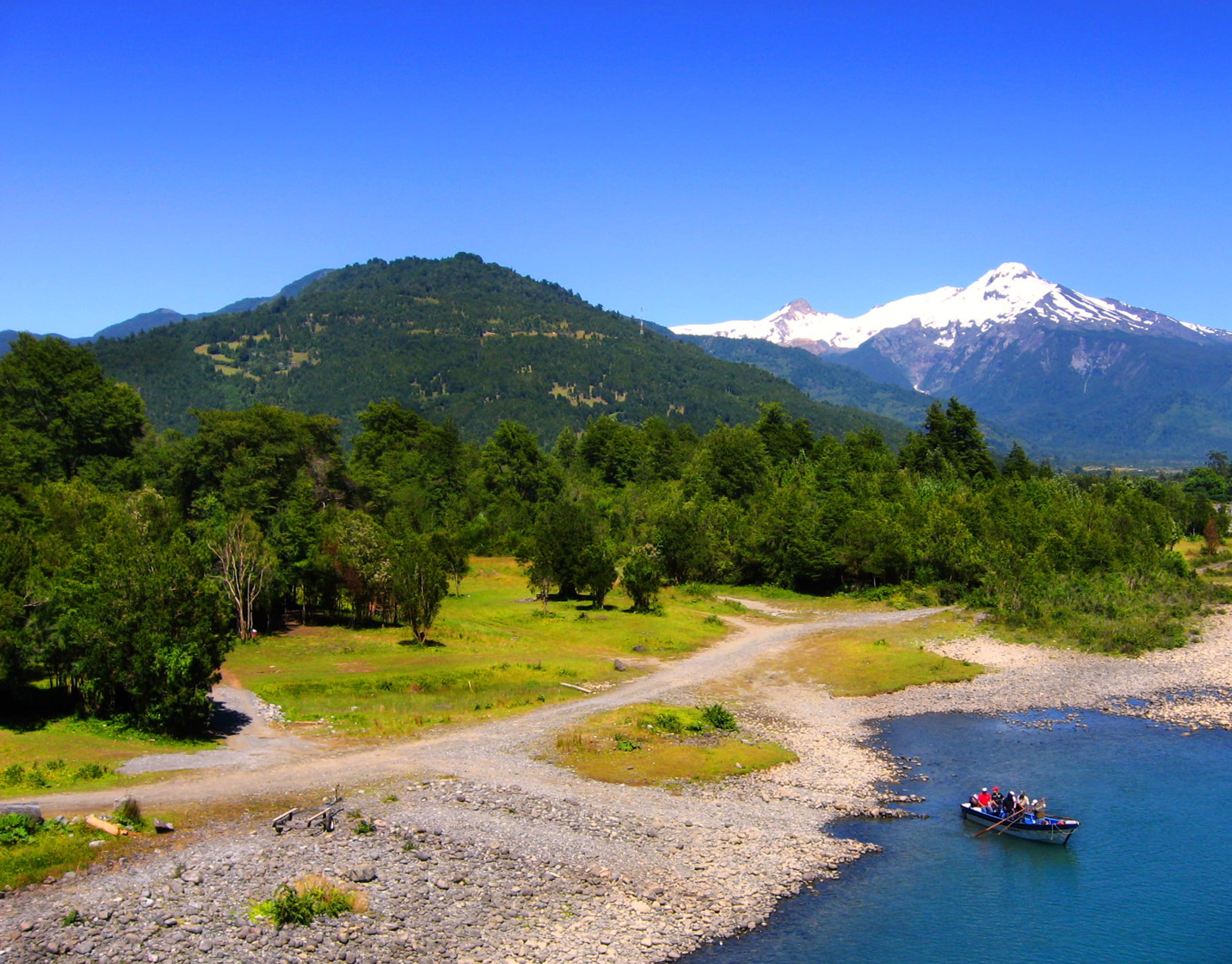 cielo, scenics - nature, transportation, 1080P, no people, tree, water, agua, nautical vessel, rio, plant, tranquil scene, mountain range, outdoors, sky, HD Wallpaper