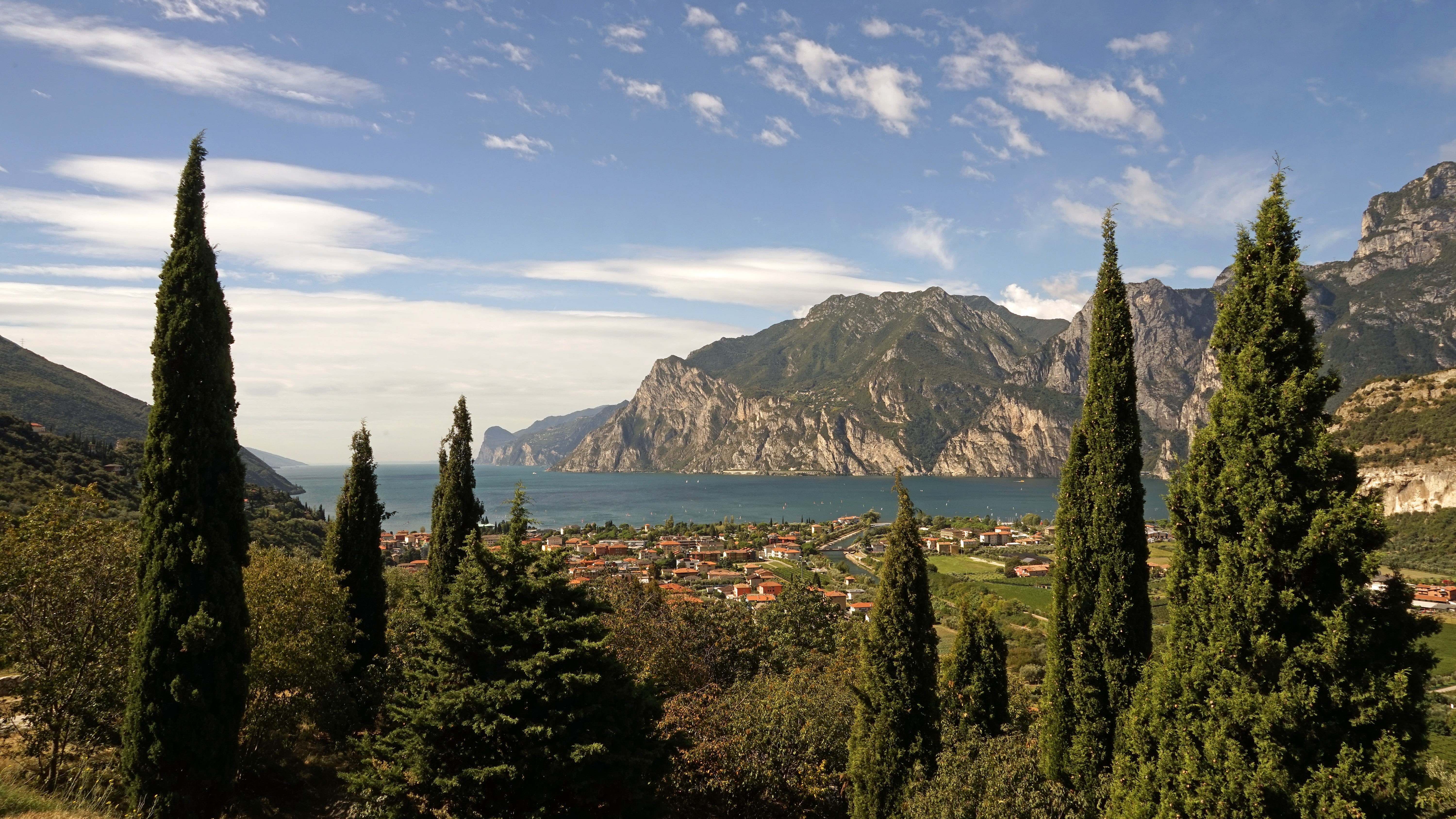 day, architecture, outdoors, sky, lago di garda, nature, built structure, sea, lombardy, land, garda, no people, lake, mountain peak, tree, tranquility, HD Wallpaper