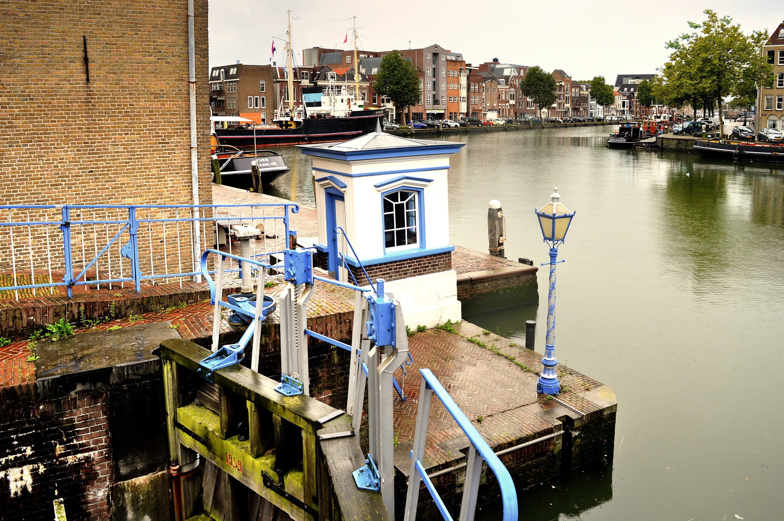 built structure, sluis, outdoors, 2K, the kolk, residential district, nature, river, no people, building exterior, mode of transportation, maeslantsluys, HD Wallpaper