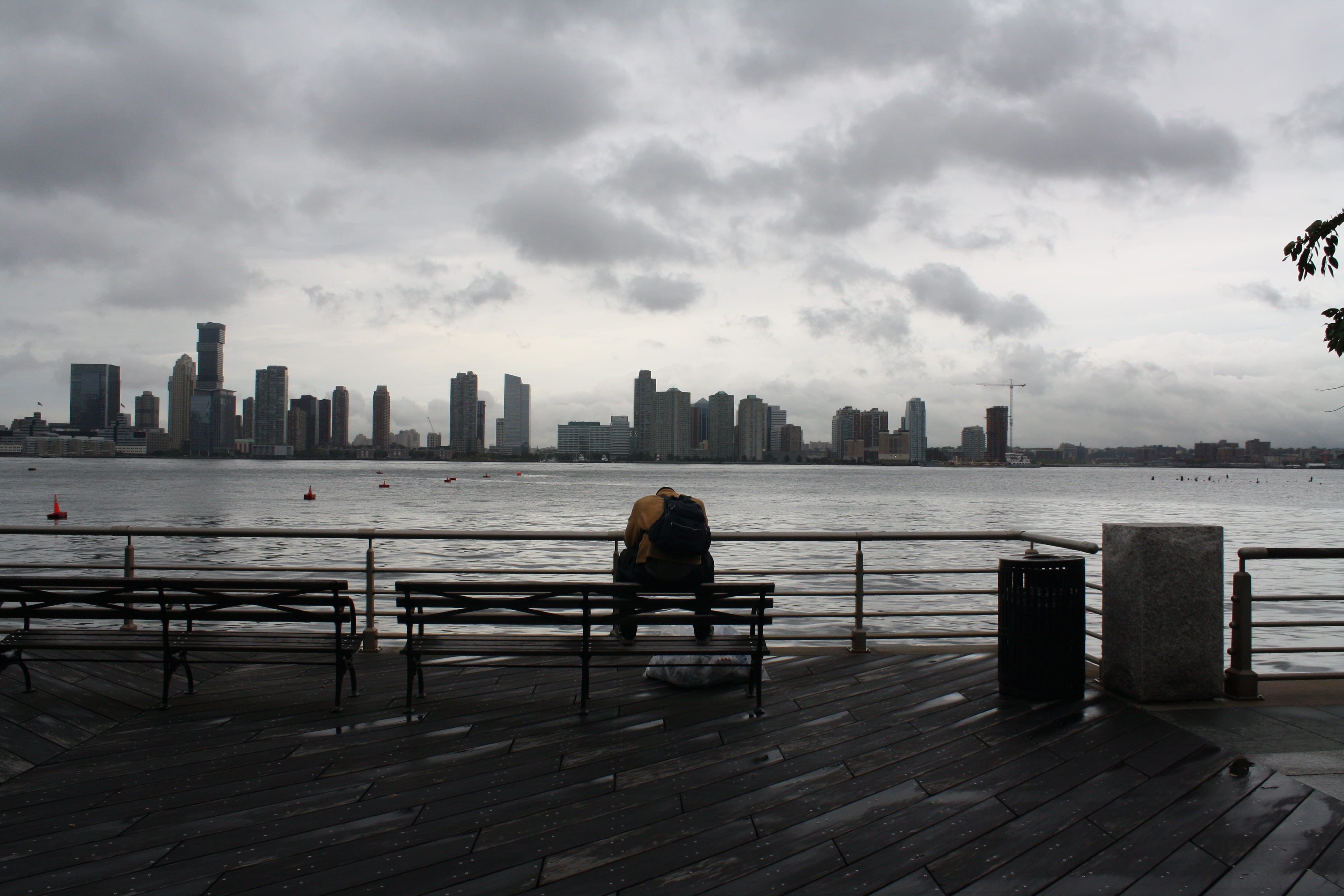 man, hudson river, bench, cityscape, modern, looking at view, rear view, tall - high, 4K, building exterior, railing, sad, sitting, financial district, HD Wallpaper
