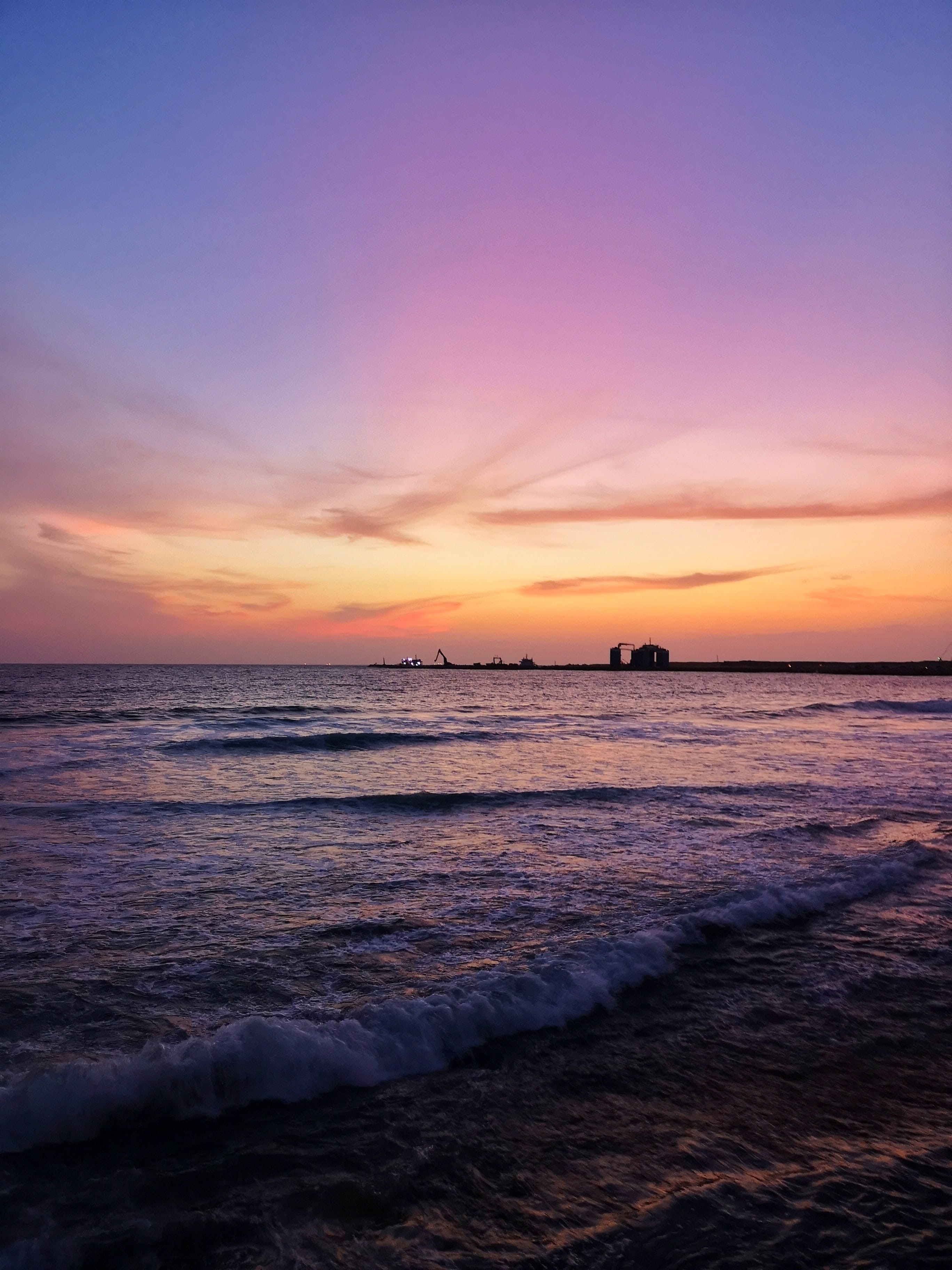 scenery, land, seaside, nature, wave, dawn, seashore, ripples, tranquil, horizon over water, peaceful, scenic, outdoors, seascape, sky, cloud - sky, oceanside, Phone HD Wallpaper