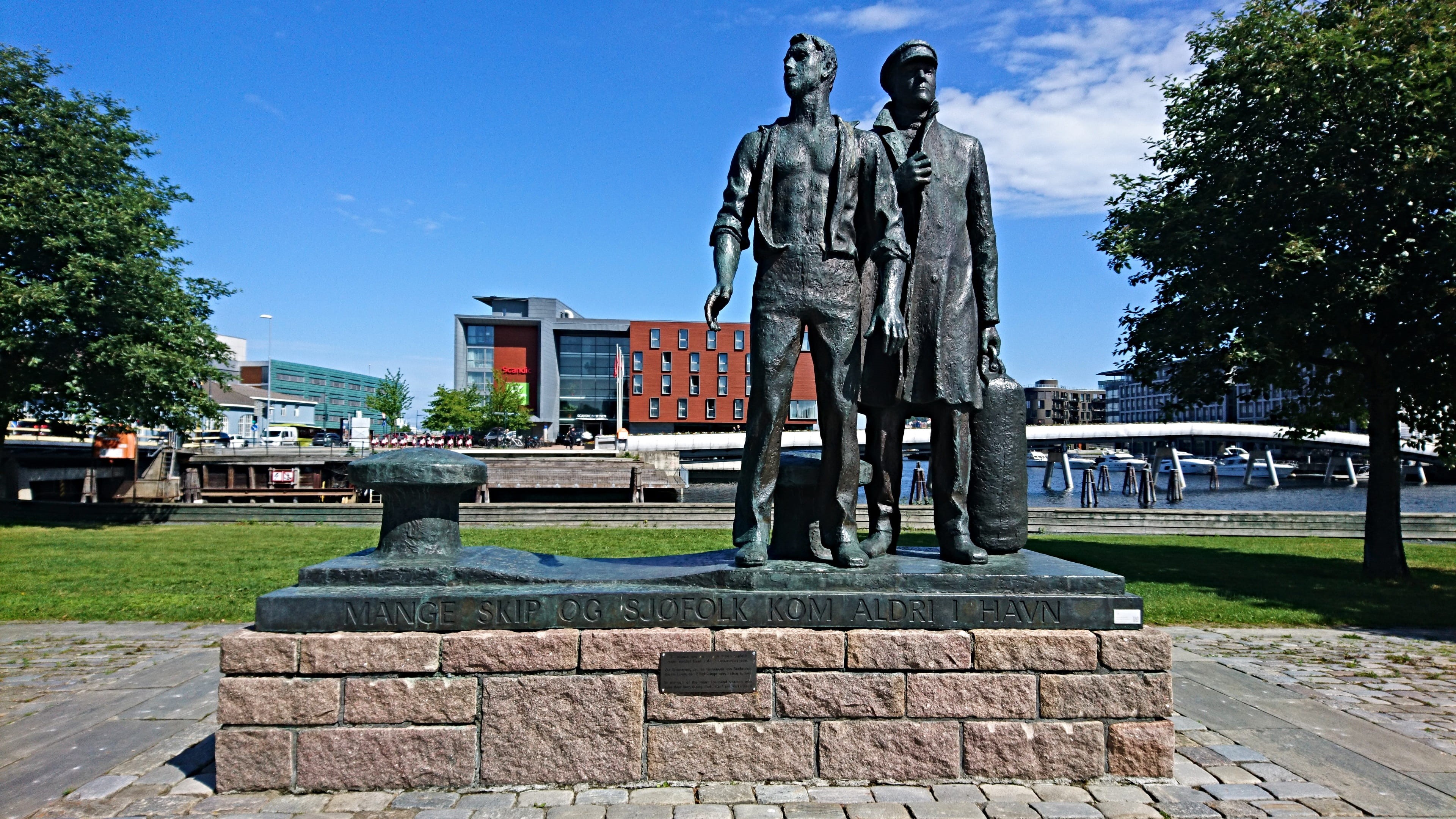 trondheim norway, norway, male likeness, the past, sculpture, tree, creativity, 4K, sky, building exterior, scandinaviatraveller, statue, staircase, monument, HD Wallpaper