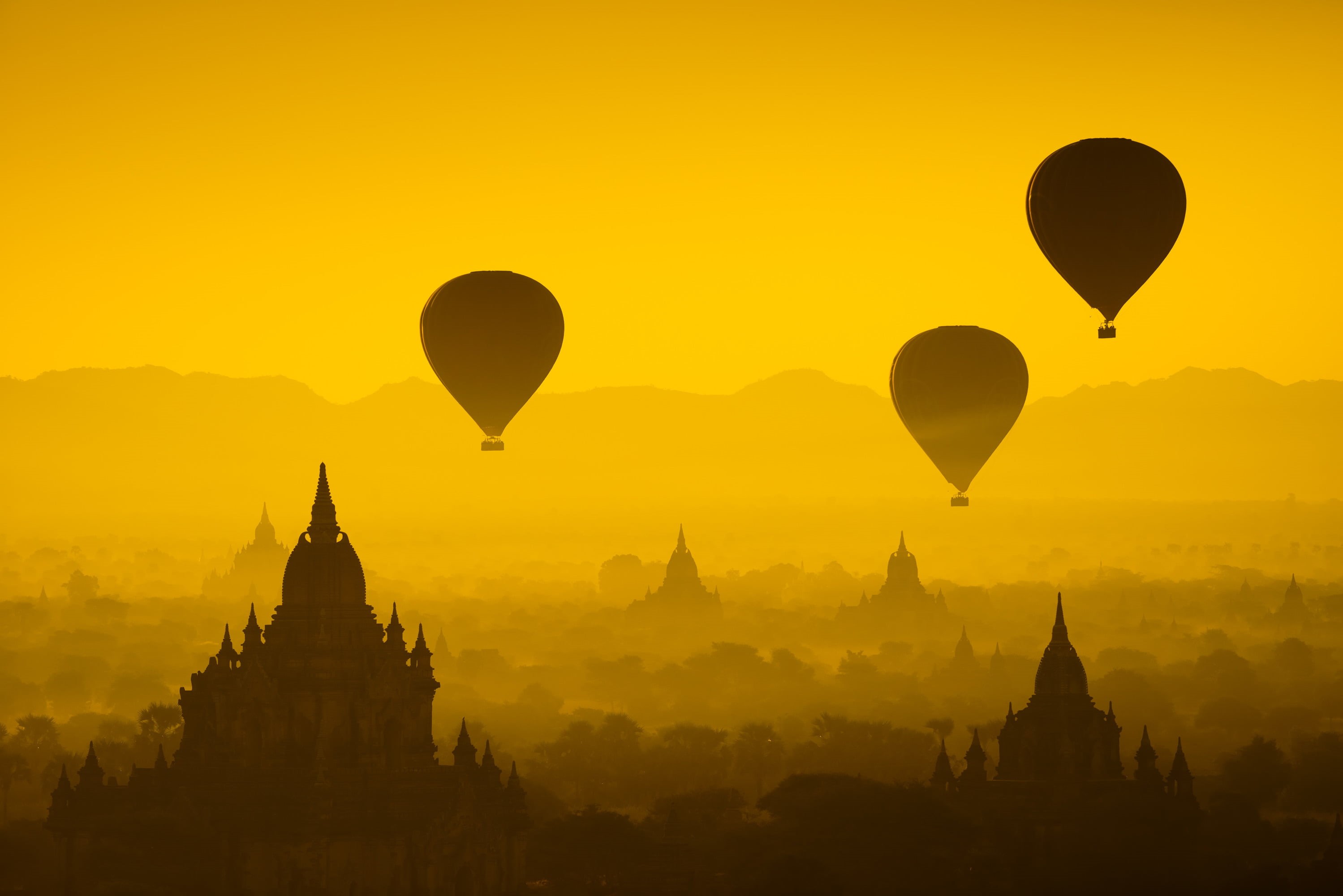 balloon, Palace, balloons, no people, 2K, ancient civilization, mist, old town, history, Burma, building exterior, nature, forest, place of worship, flight, HD Wallpaper