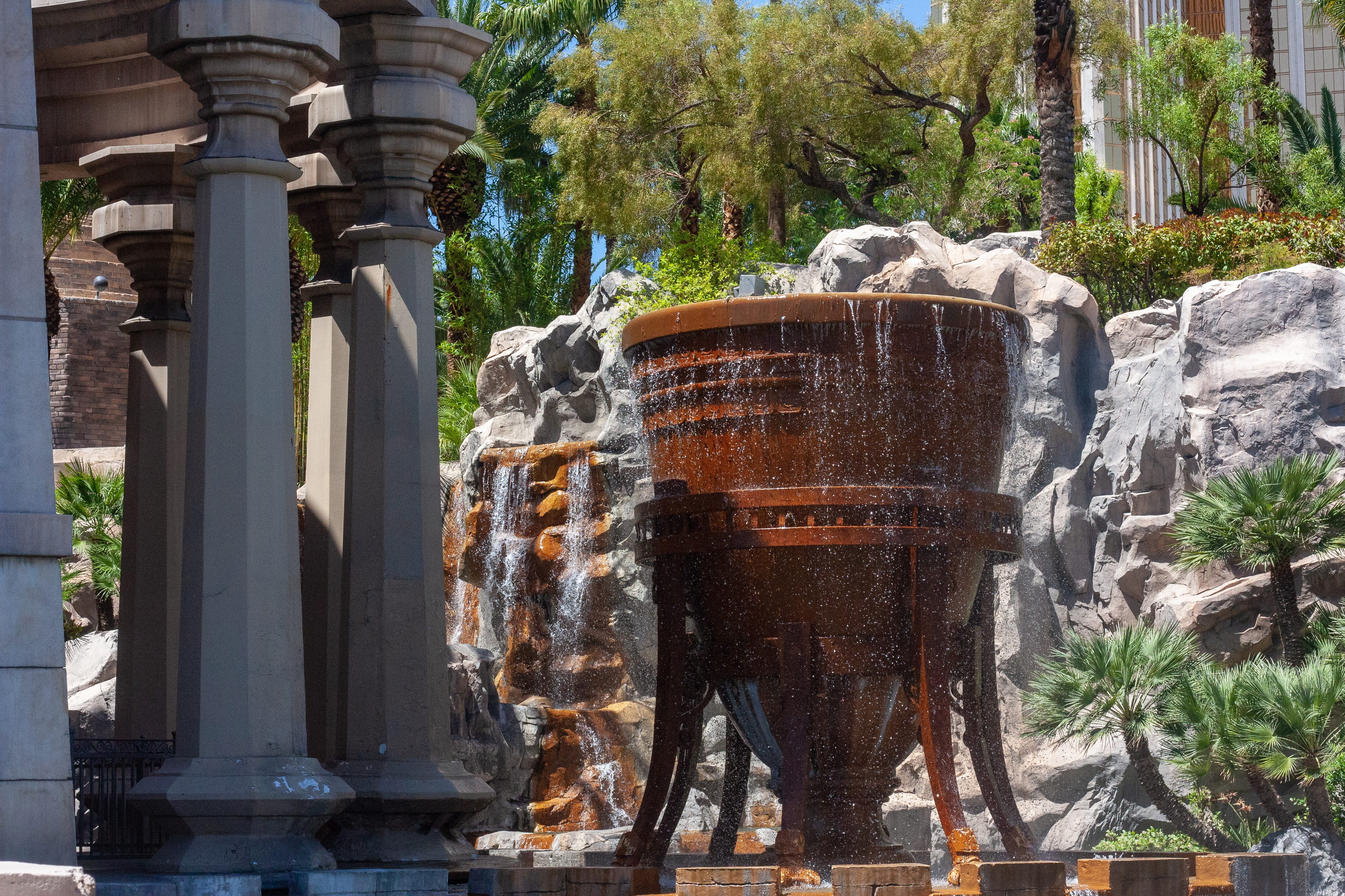 sculpture, water, flowing water, no people, falling water, nature, motion, architecture, day, splashing, spraying, building exterior, tree, mandalay, architectural column, HD Wallpaper