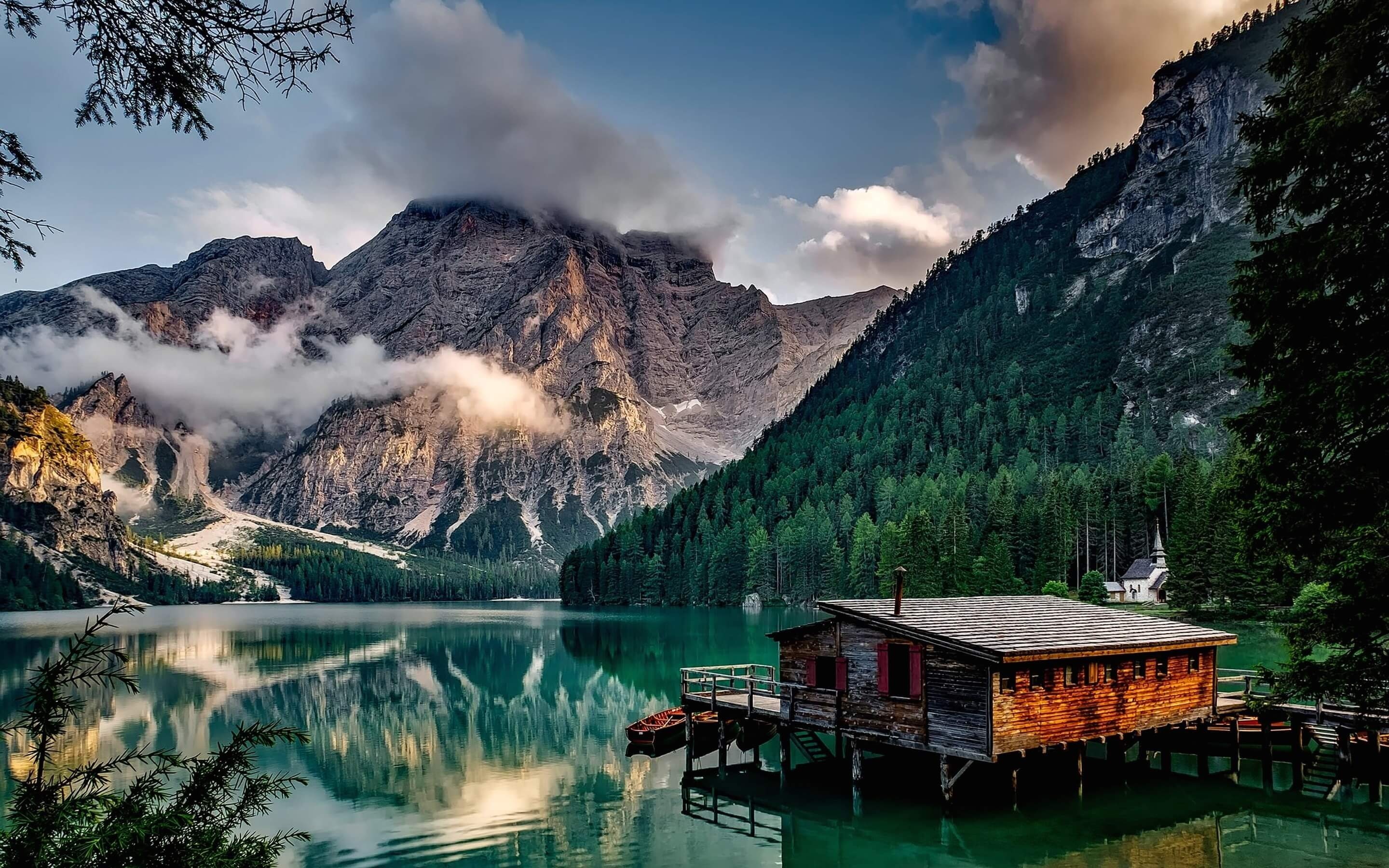 mountain, non-urban scene, nature, lake, Italy, waterfront, 2K, no people, tranquil scene, building exterior, Lake Pragser, mountain range, formation, HD Wallpaper
