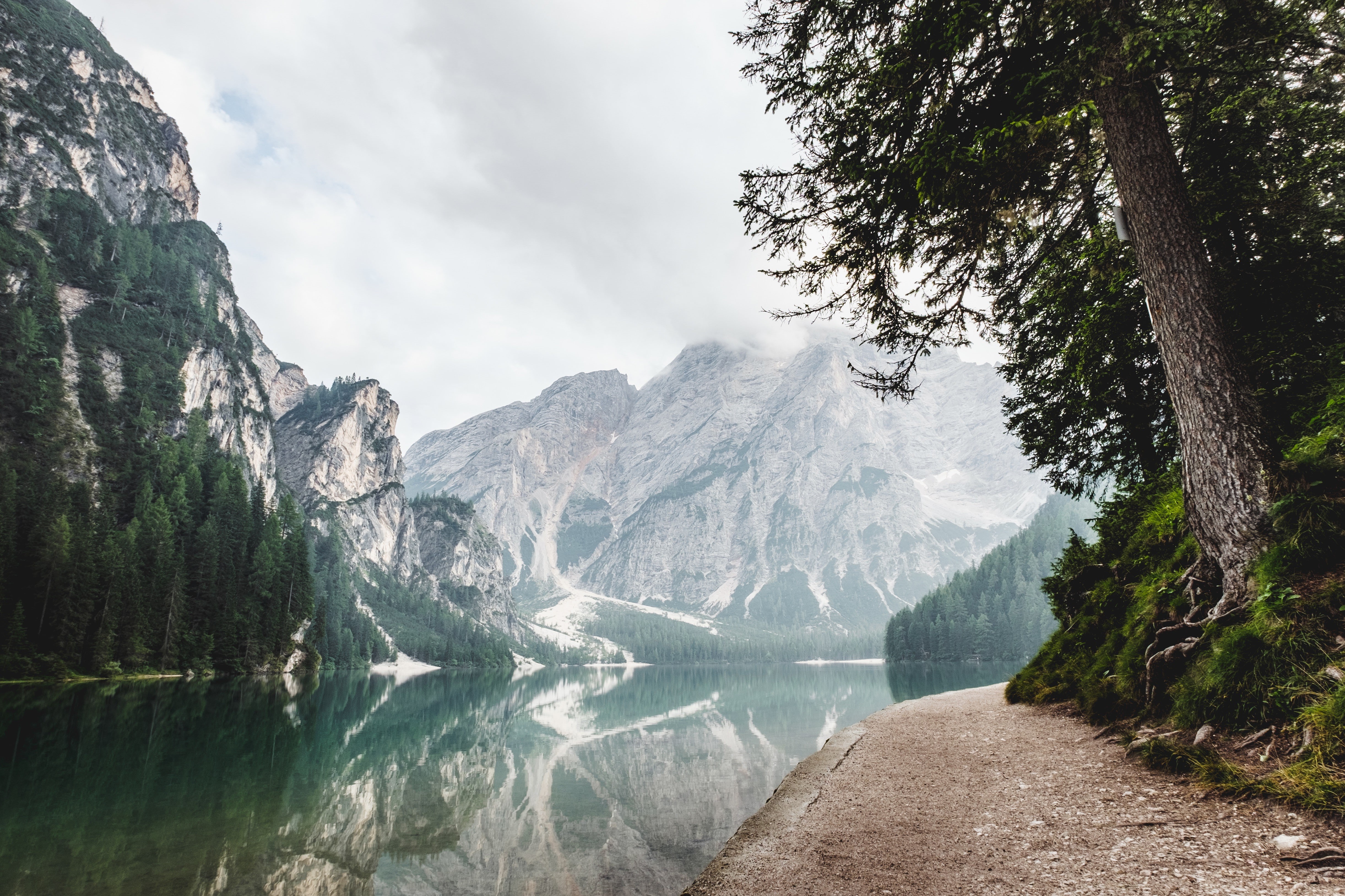 nature, water, Lake Pragser, lake, snow, Italy, South tyrol, 4K, Trees, HD Wallpaper