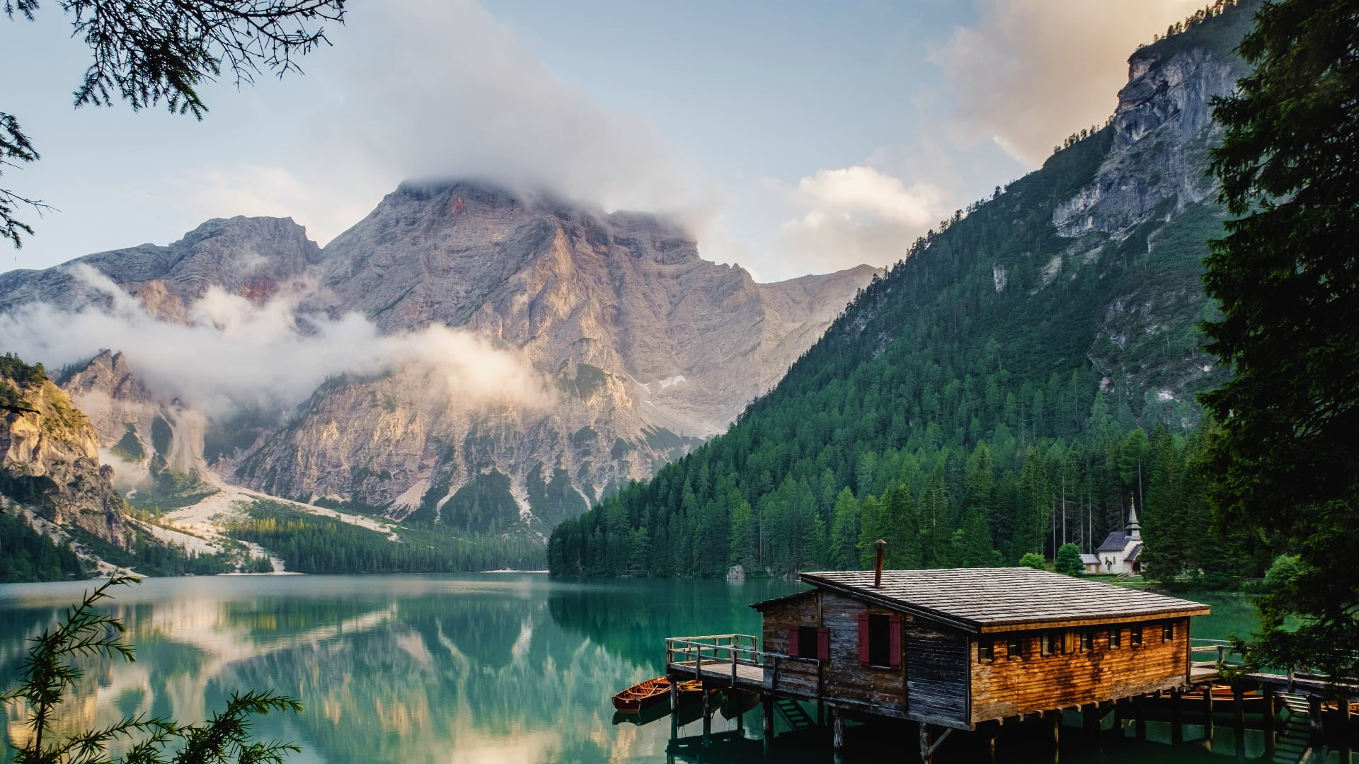 mountains, house, Italy, Pragser Wildsee, trees, clouds, boat, forest, clear water, nature, sky, lake, landscape, 1080P, HD Wallpaper