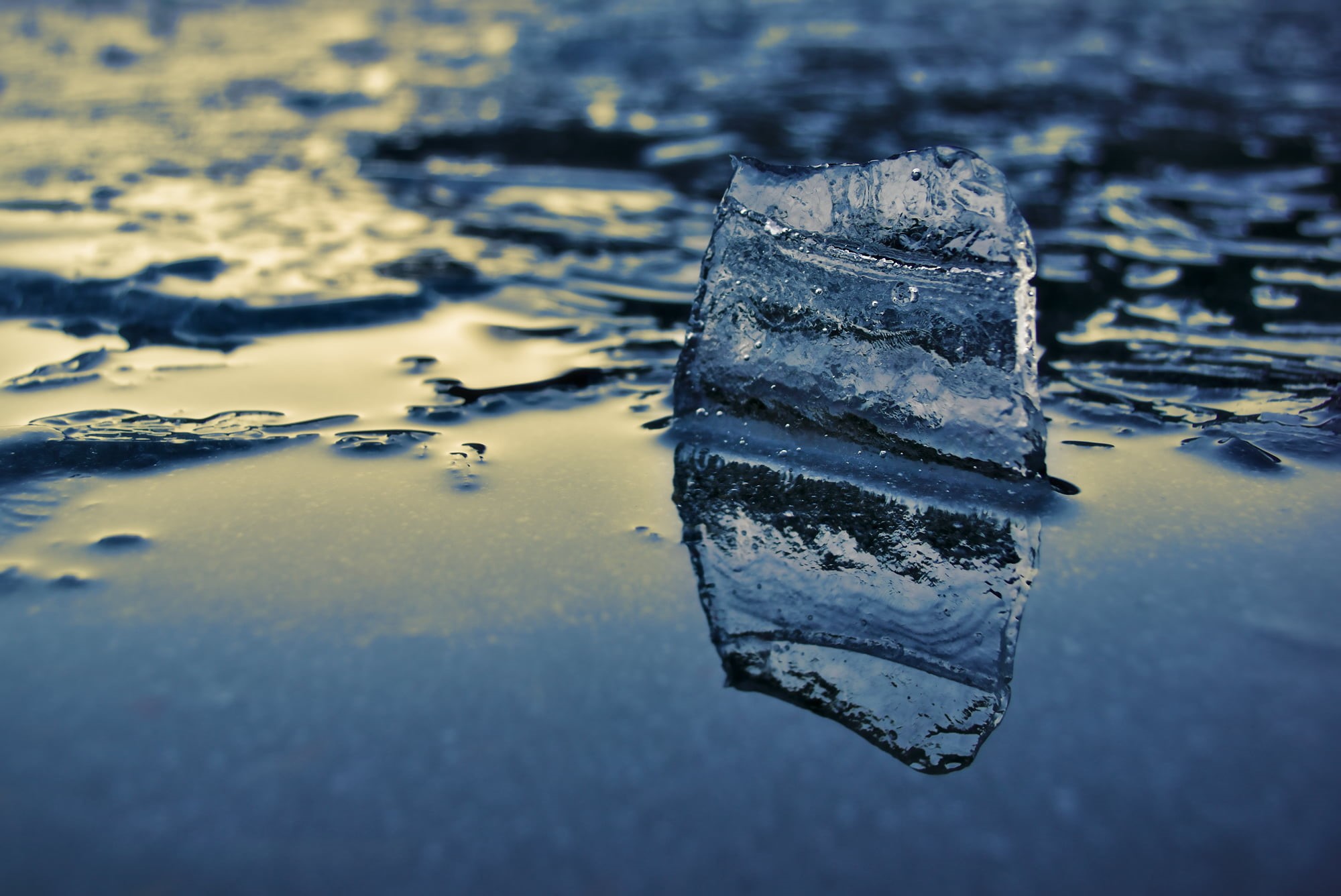 close-up, outdoor, sky, blue sky, water, body, melting, Seefeld, yellow, blue, abstract, reflection, cold - Temperature, nature, winter, ice, Cold, Wildsee, HD Wallpaper