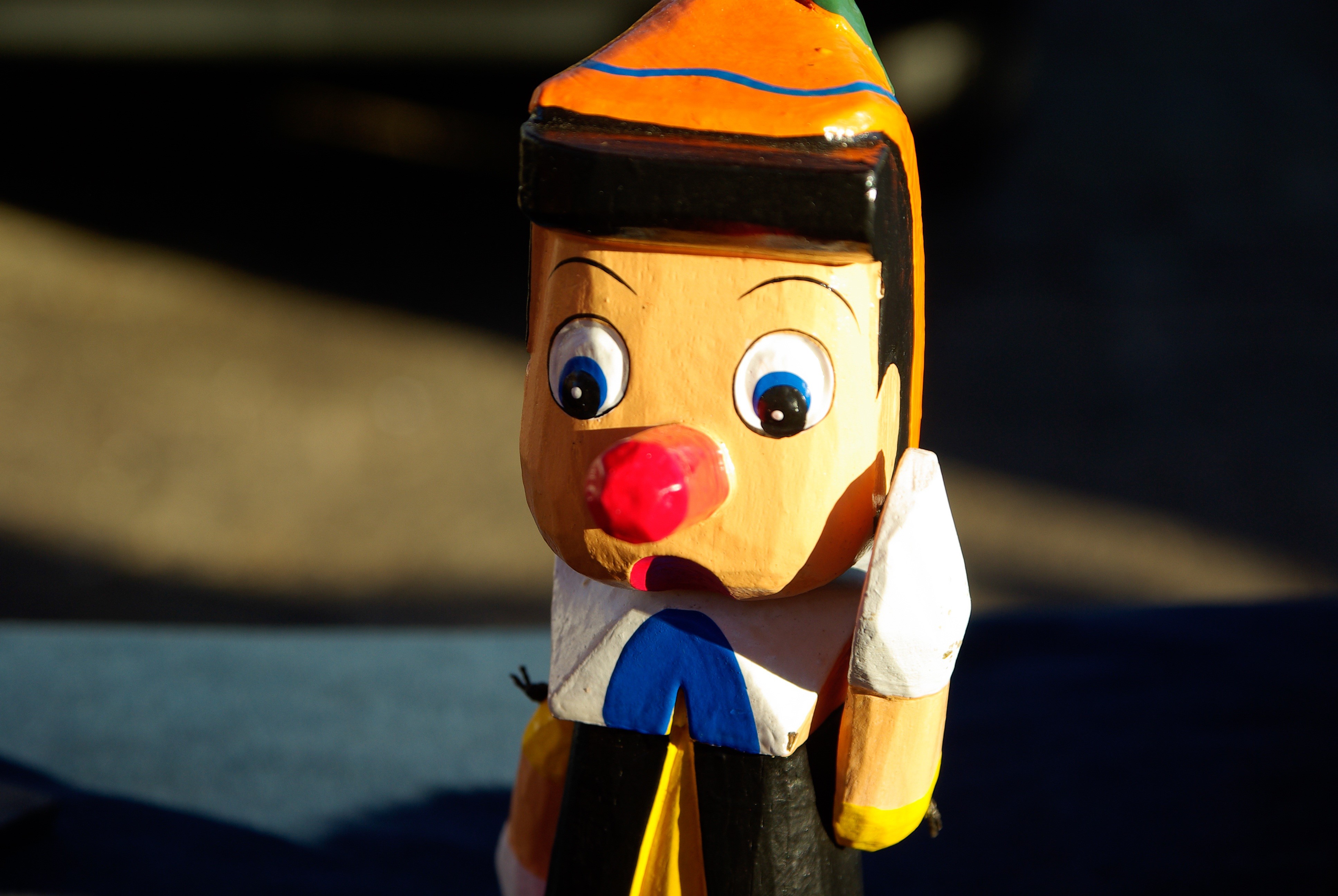 selective, male likeness, italy, focus on foreground, indoors, 4K, sunlight, creativity, single object, still life, close-up, pinocchio, conte, toy, art and craft, HD Wallpaper