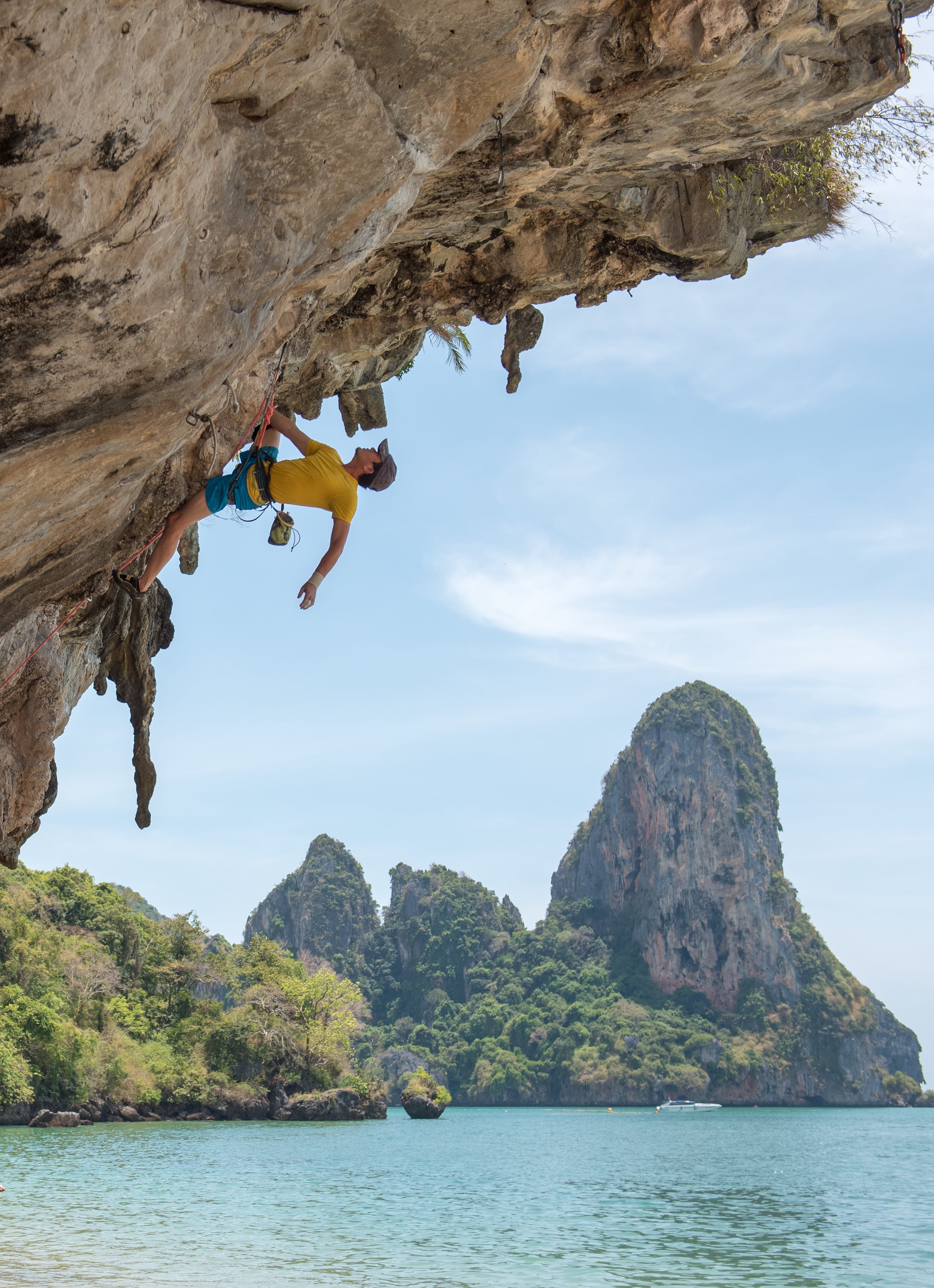 day, sea, ao nang, sky, outdoors, lifestyles, extreme sports, solid, railay, adventure, thailand, beauty in nature, nature, rock formation, leisure activity, Phone HD Wallpaper