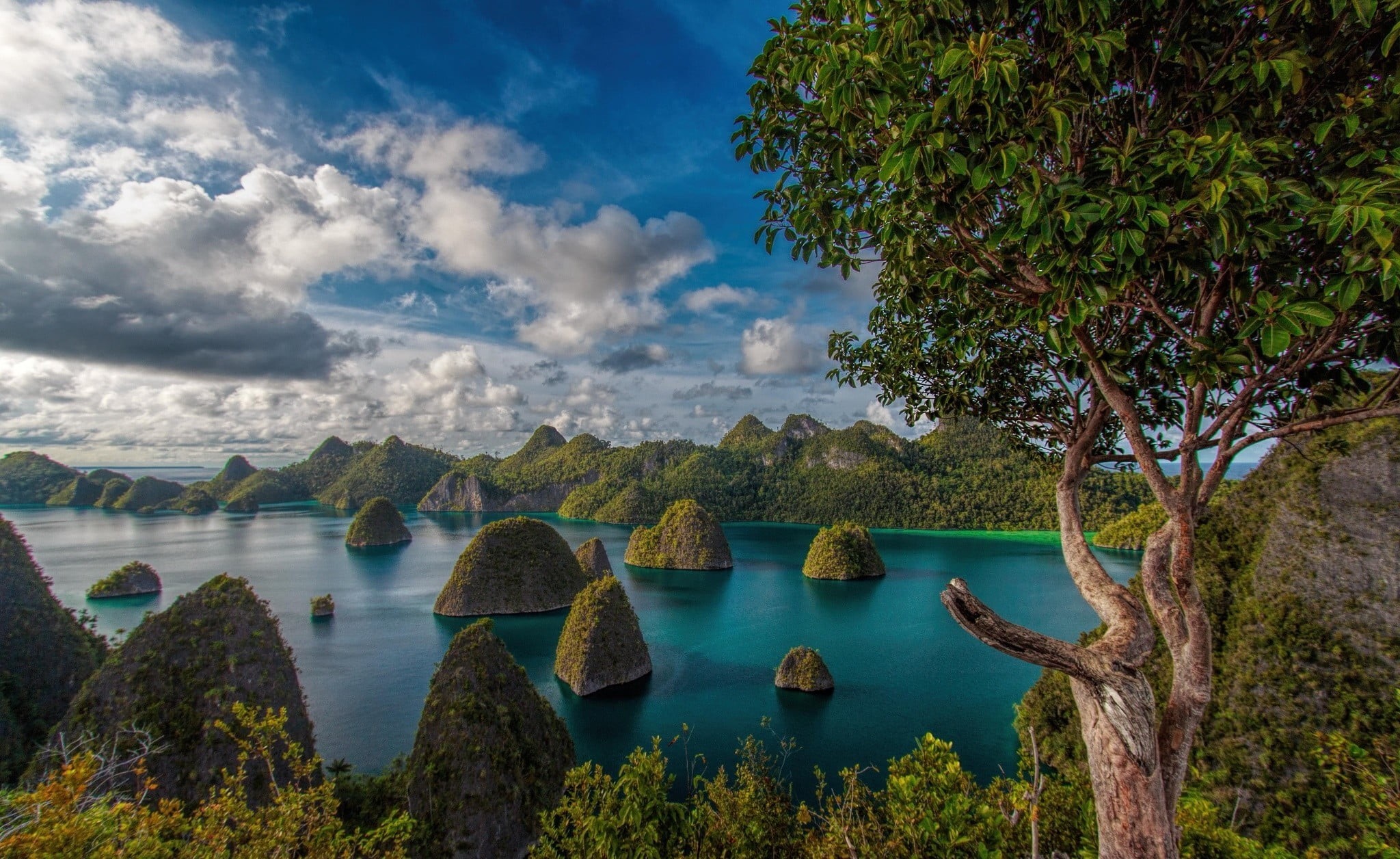 tropical, no people, scenics - nature, beach, sky, mountain, water, clouds, tranquil scene, green, nature, mountains, forest, trees, landscape, Indonesia, HD Wallpaper