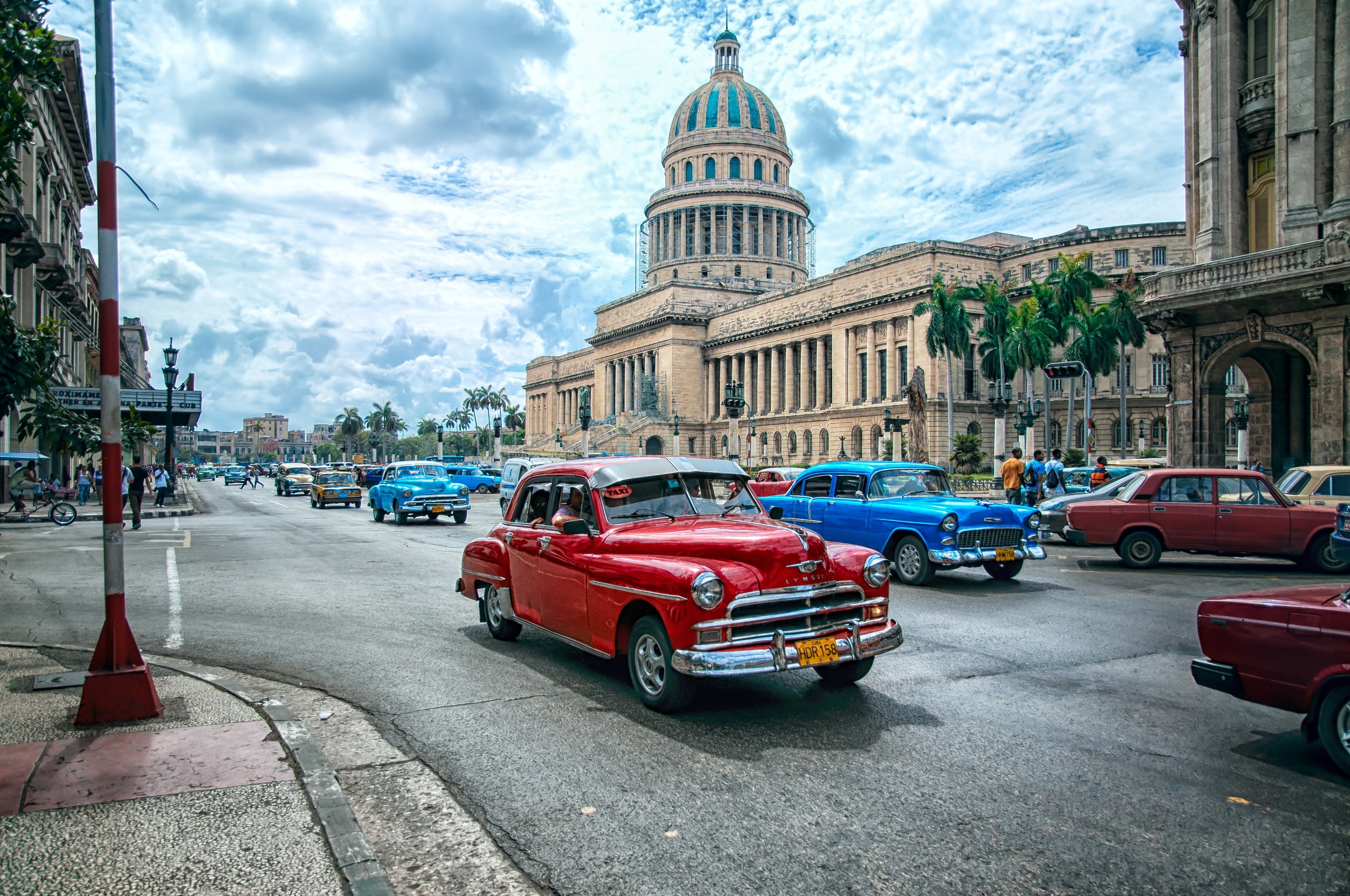 architecture, town, capital, car, 2K, dome, city, old car, cuba, theaters, street, havana, old, HD Wallpaper
