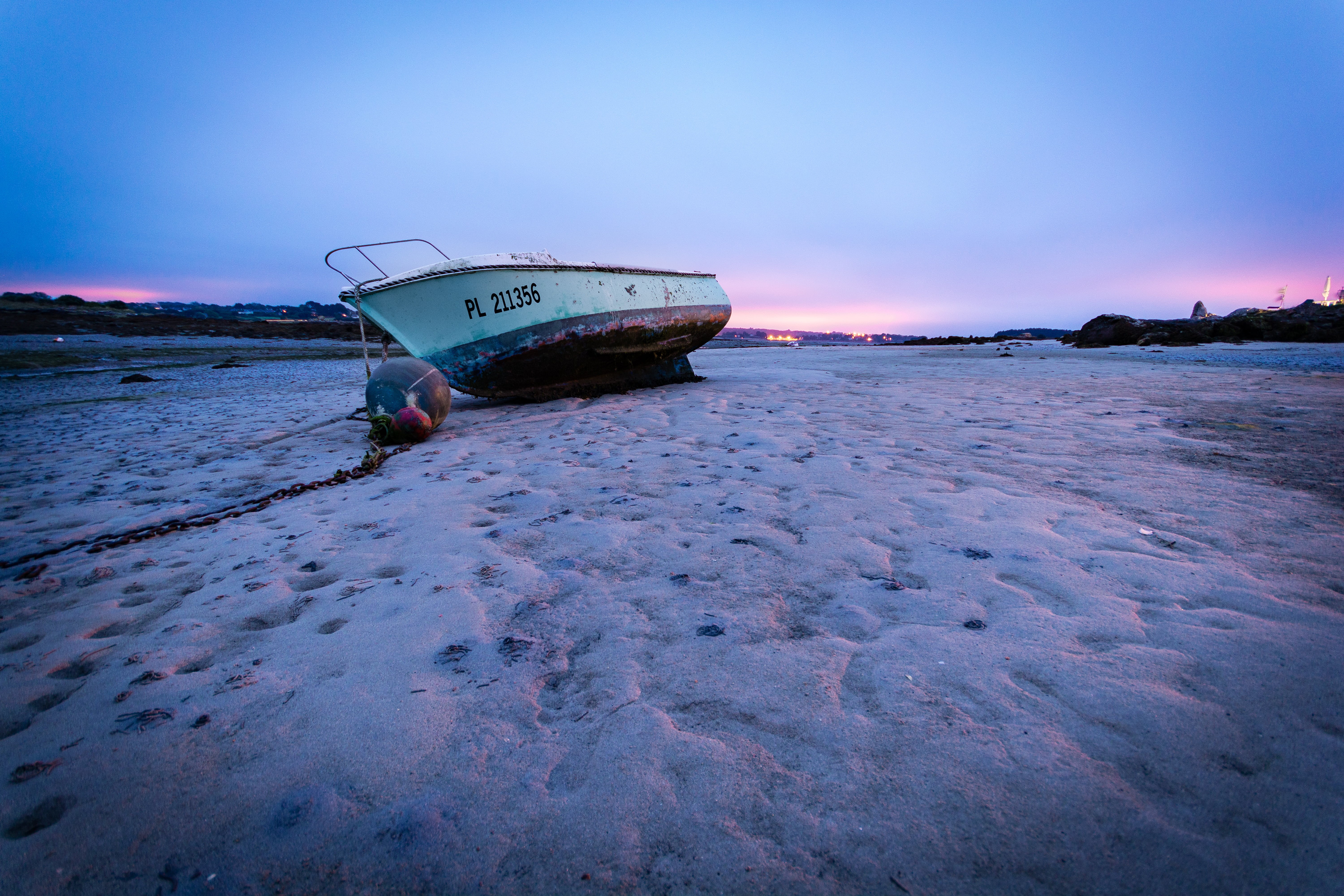 France, Bretagne, Trégastel, nature, Brittany, beach, shipwreck, teal, sands, surrounded, wreck, Low Tide, abandoned, 5K, nautical Vessel, boat, sea, HD Wallpaper