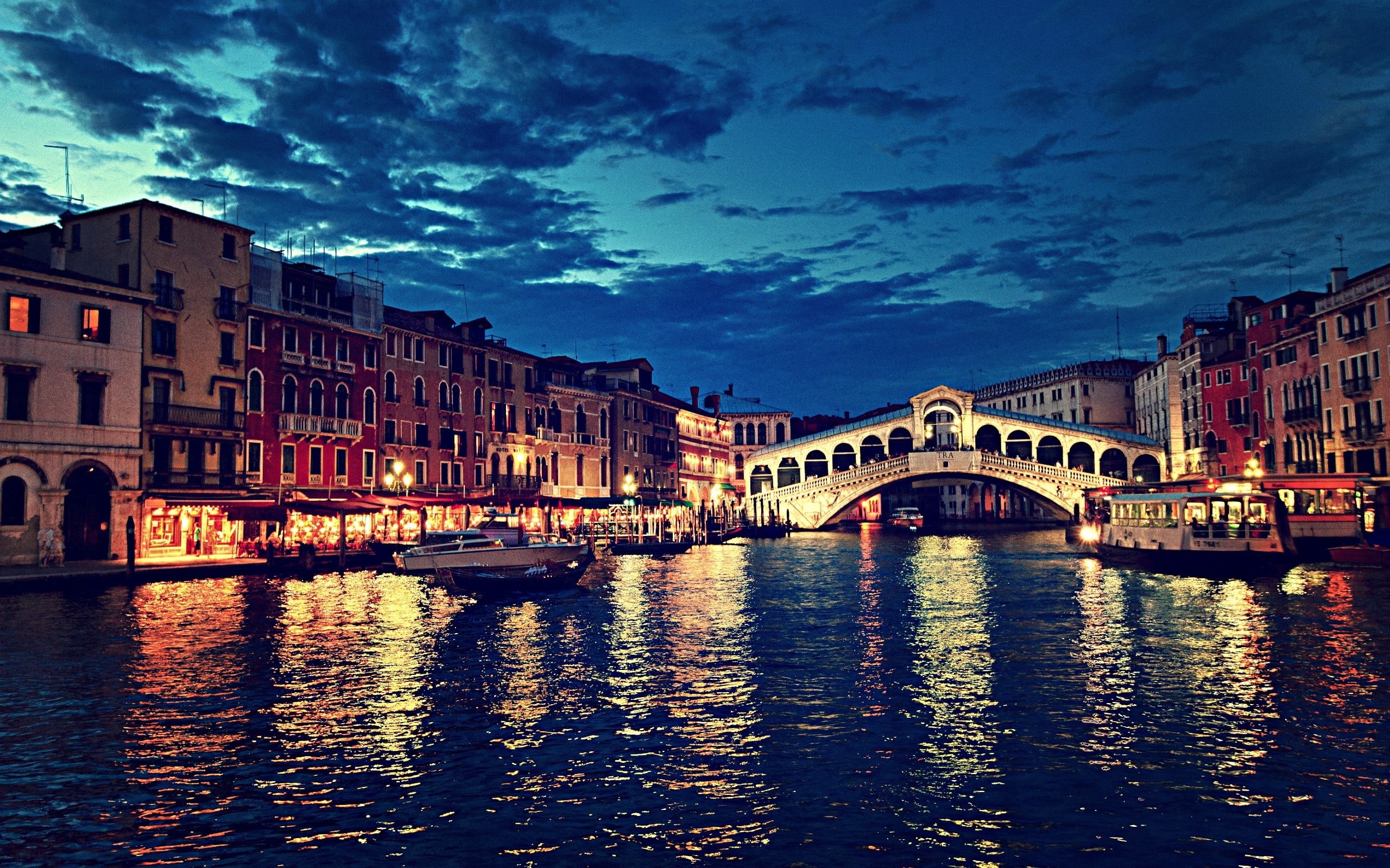 water, old, sky, veneto, building, transportation, bridge, venice, venice - Italy, famous Place, city, passenger craft, town, nature, street, tourist, dusk, HD Wallpaper
