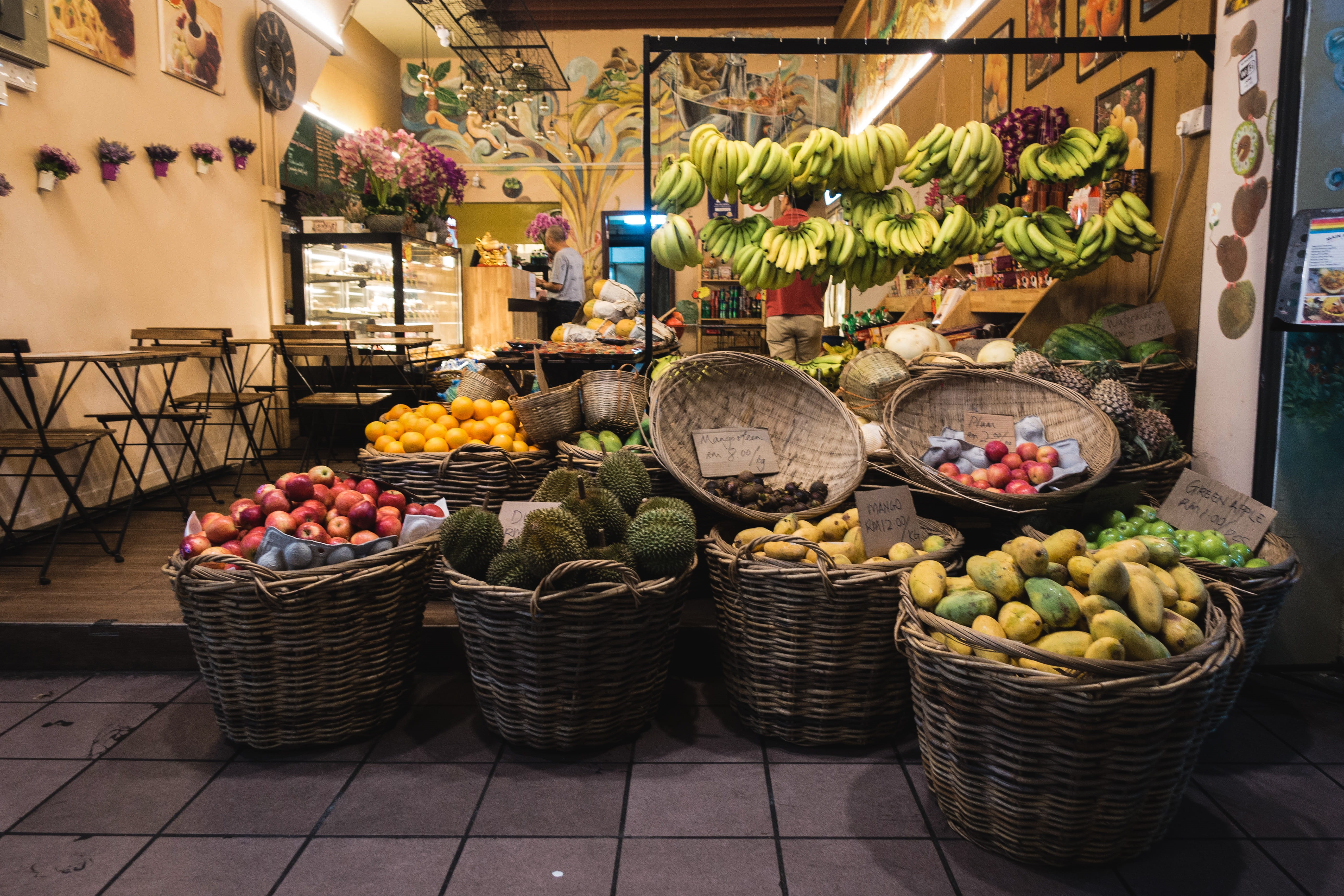 food and drink, store, for sale, food, market, selling, retail display, wellbeing, vegetable, banana, abundance, choice, night, street, fruit, retail, wicker, HD Wallpaper