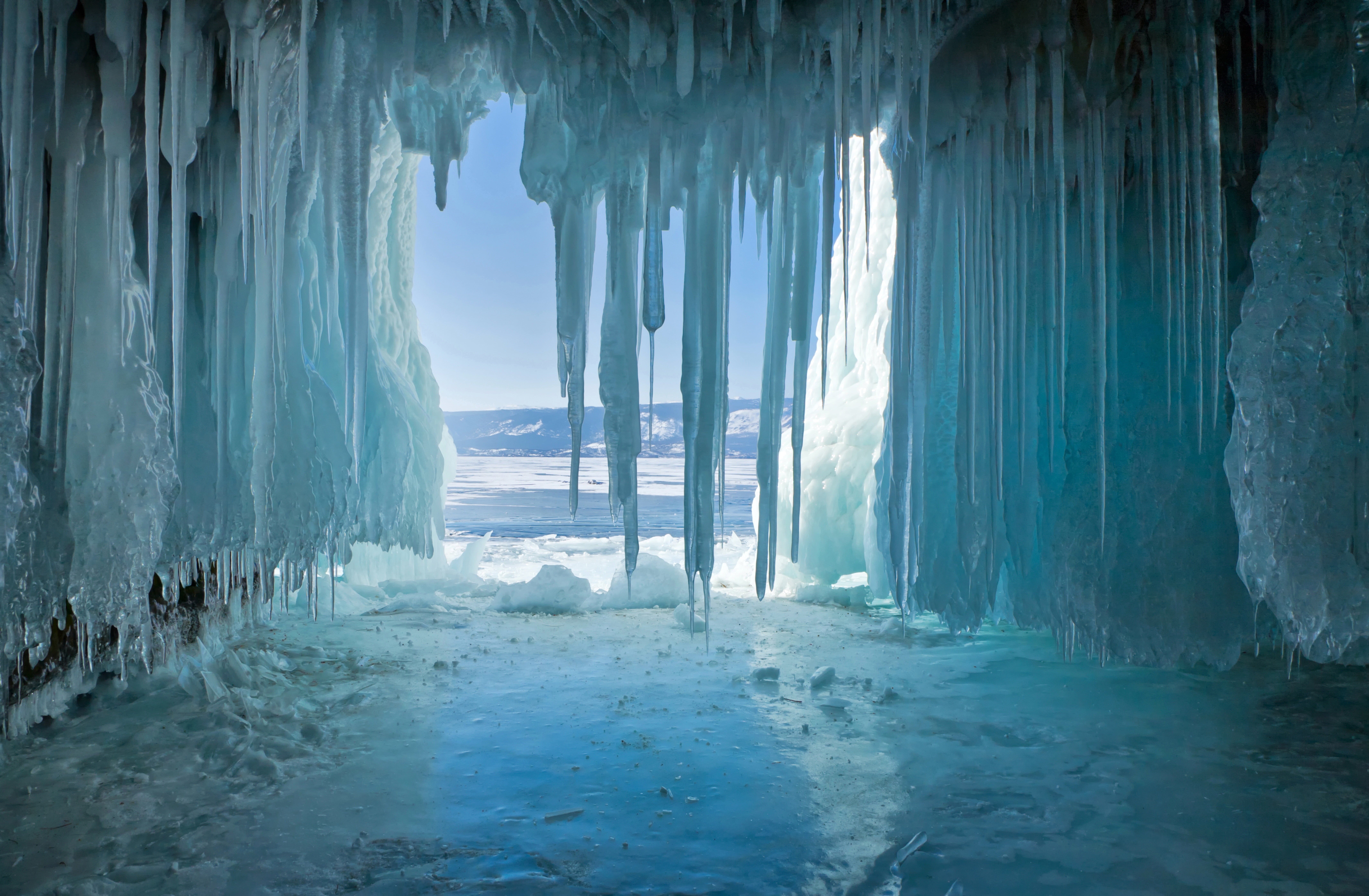tranquility, cave, light - Natural Phenomenon, stalactite, snow, winter, waterfall, old, cold - Temperature, frozen, icicle, sea, icicles, famous Place, HD Wallpaper