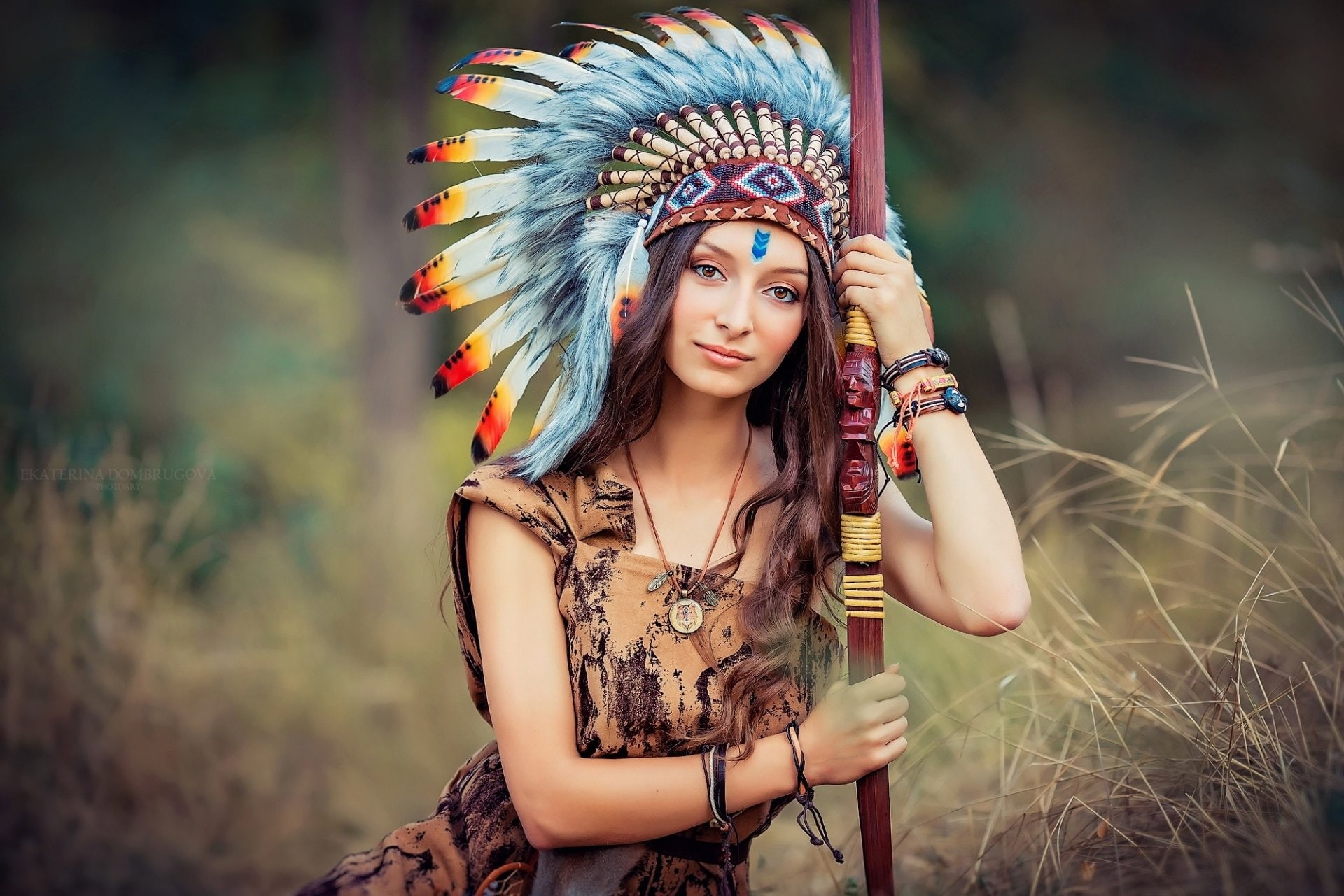 lifestyles, Depth Of Field, headwear, arts culture and entertainment, Headdress, beauty, hairstyle, young women, Brown Eyes, clothing, Brunette, portrait, HD Wallpaper