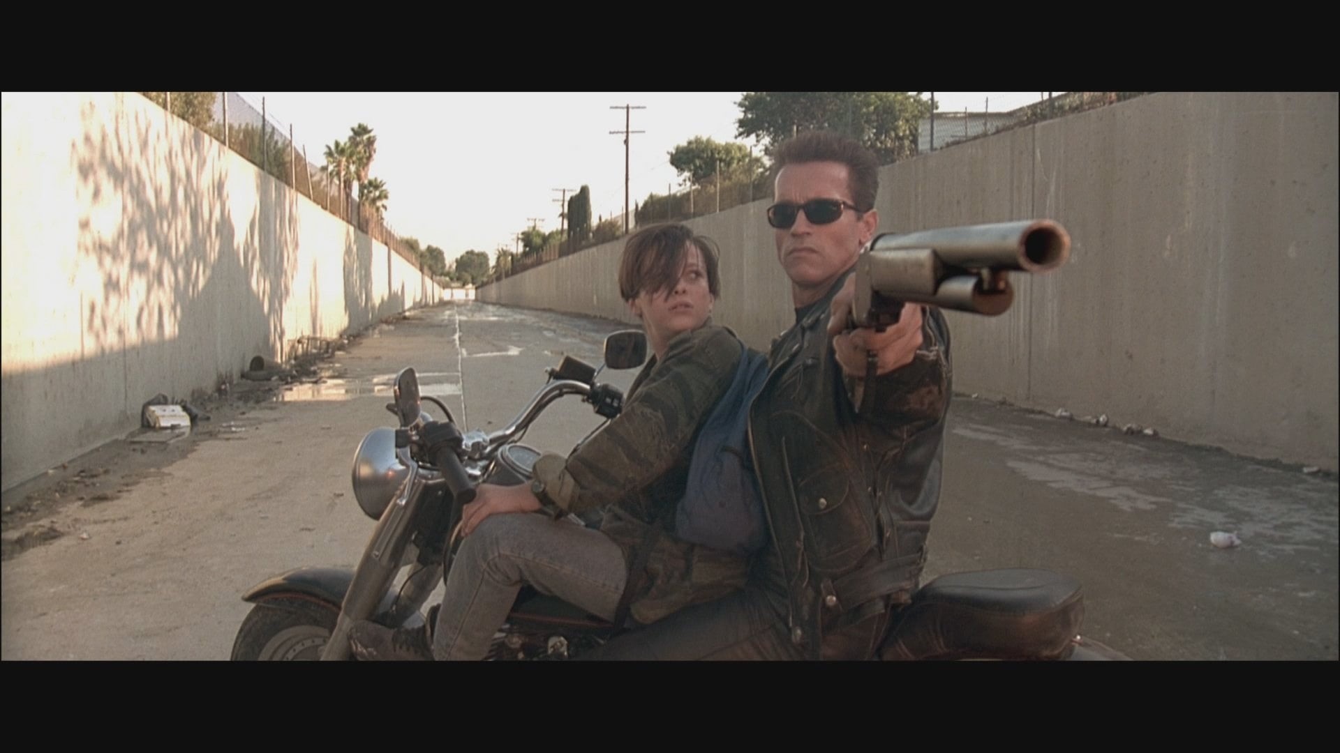 transportation, road, casual clothing, two people, portrait, men, Arnold Schwarzenegger, people, young men, Terminator, Edward Furlong, real people, motorcycle, HD Wallpaper