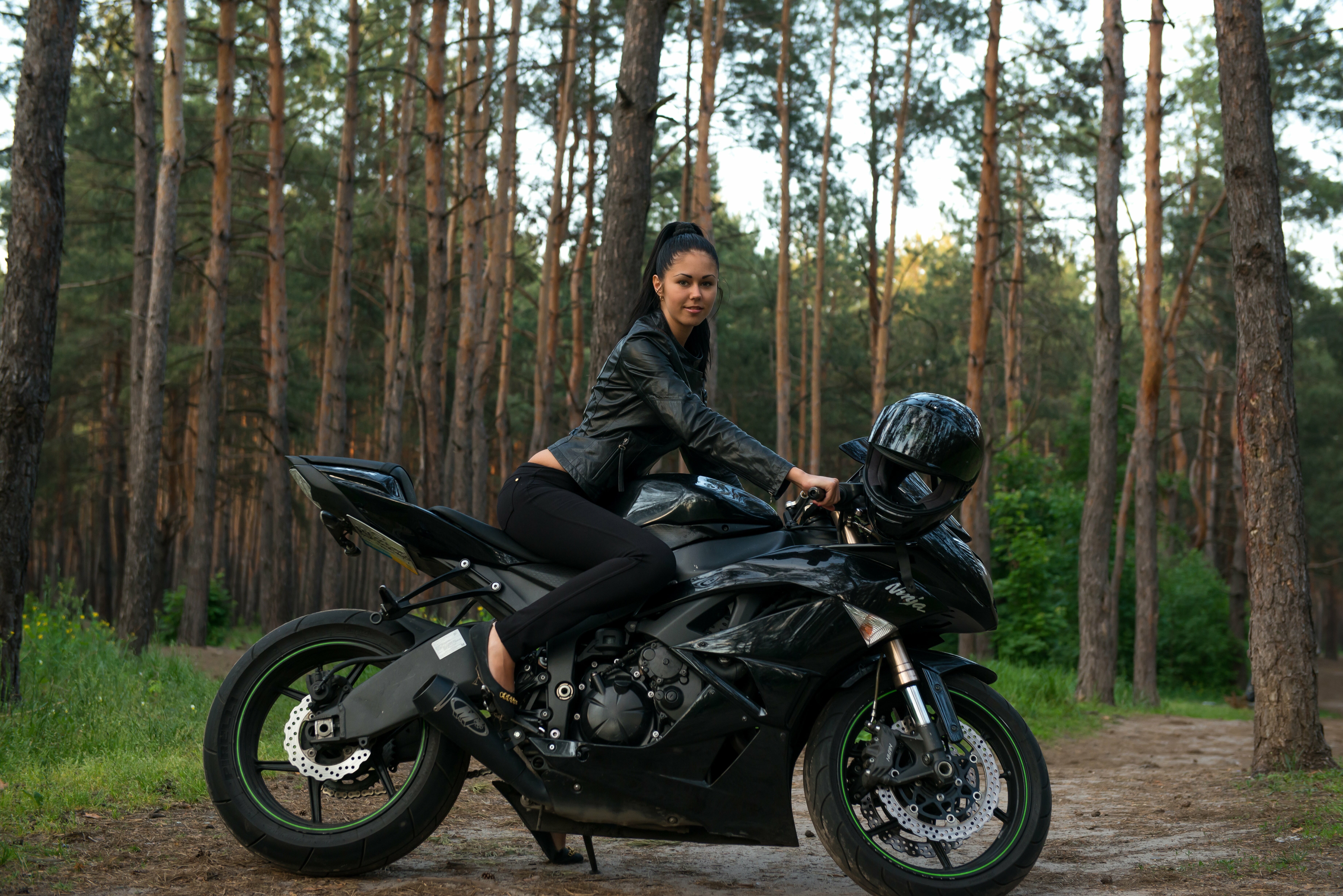 model, 5K, women outdoors, Kawasaki ninja, leather jackets, Macy B, motorcycle, ponytail, women, HD Wallpaper