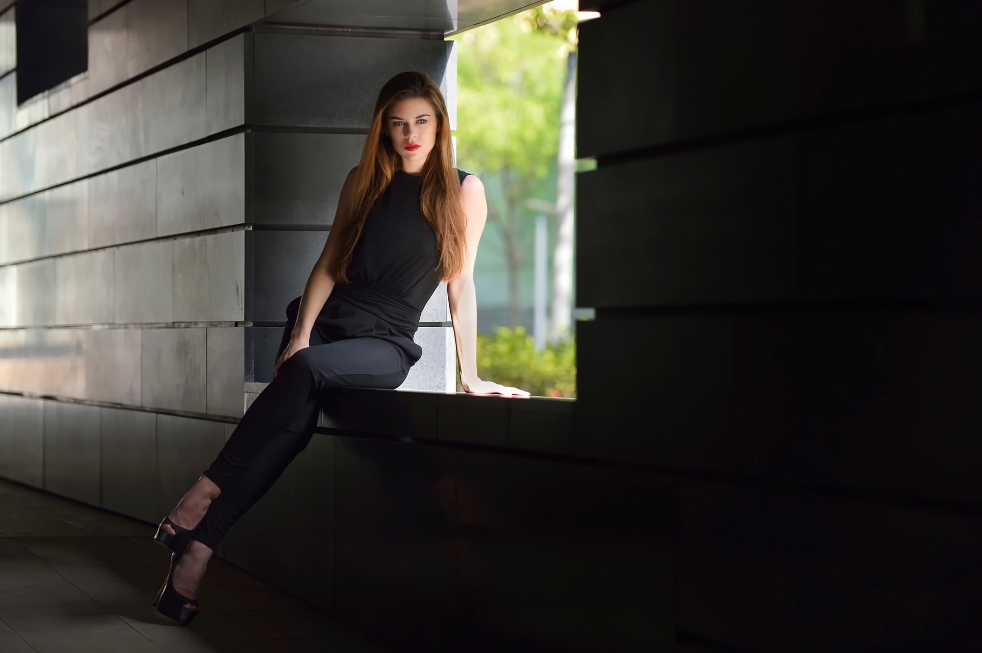 adult, beautiful woman, casual clothing, full length, sitting, contemplation, black clothing, 1080P, looking at viewer, one person, brown hair, hairstyle, HD Wallpaper