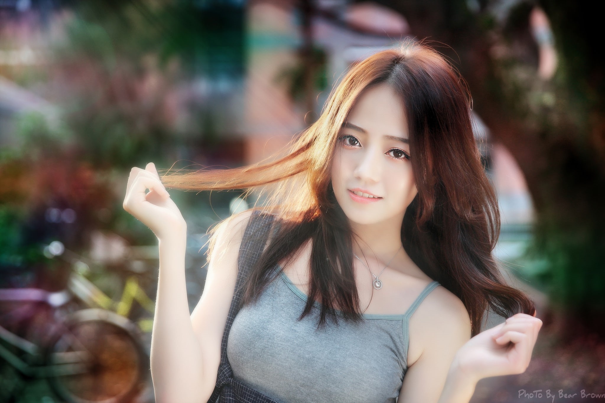 day, headshot, dyed hair, women outdoors, grey tops, real people, brown hair, 1080P, contemplation, focus on foreground, hairstyle, Asian, leisure activity, HD Wallpaper