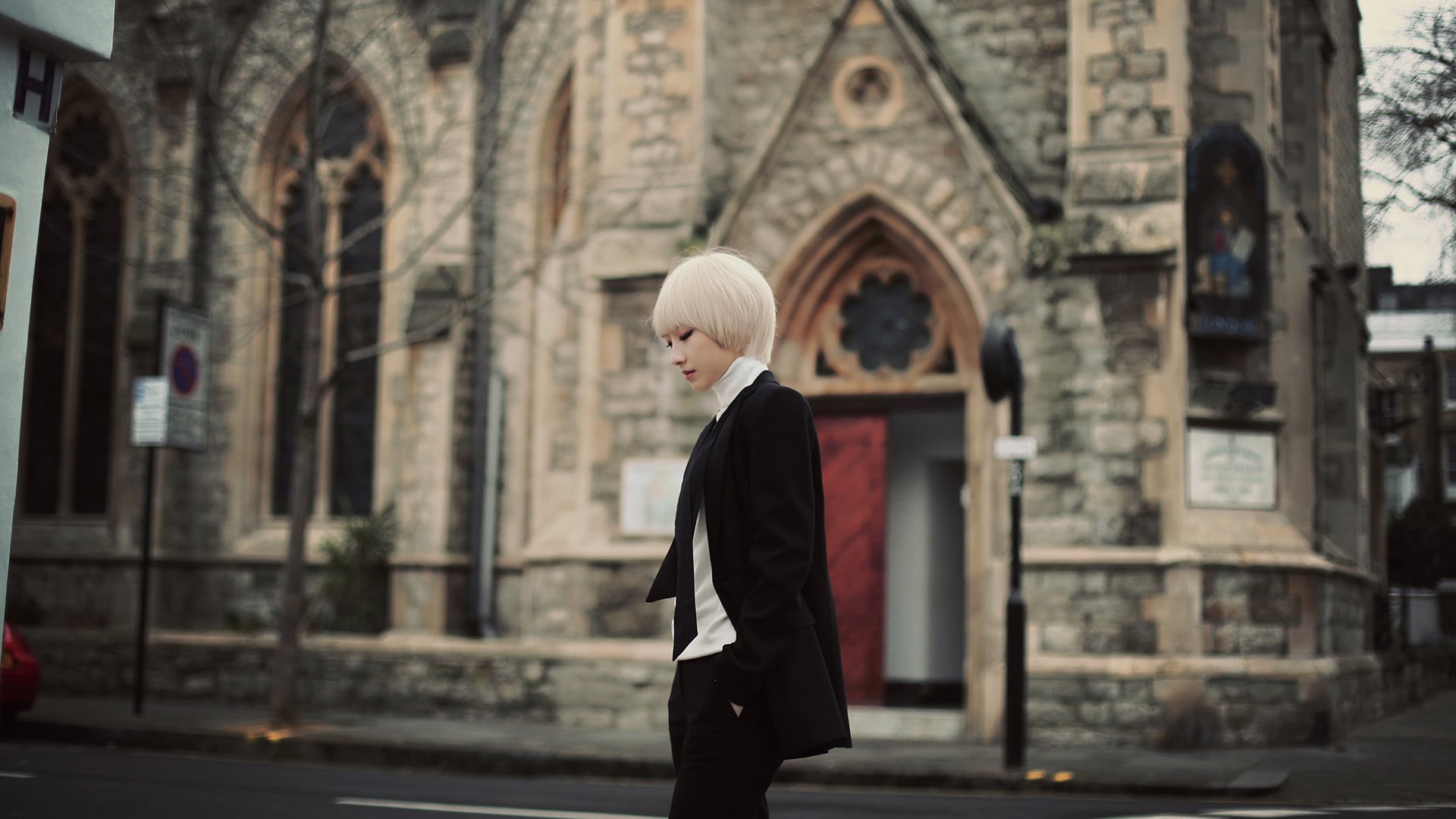 religion, day, real people, one person, arch, building, standing, young adult, focus on foreground, three quarter length, belief, LOONA, building exterior, HD Wallpaper