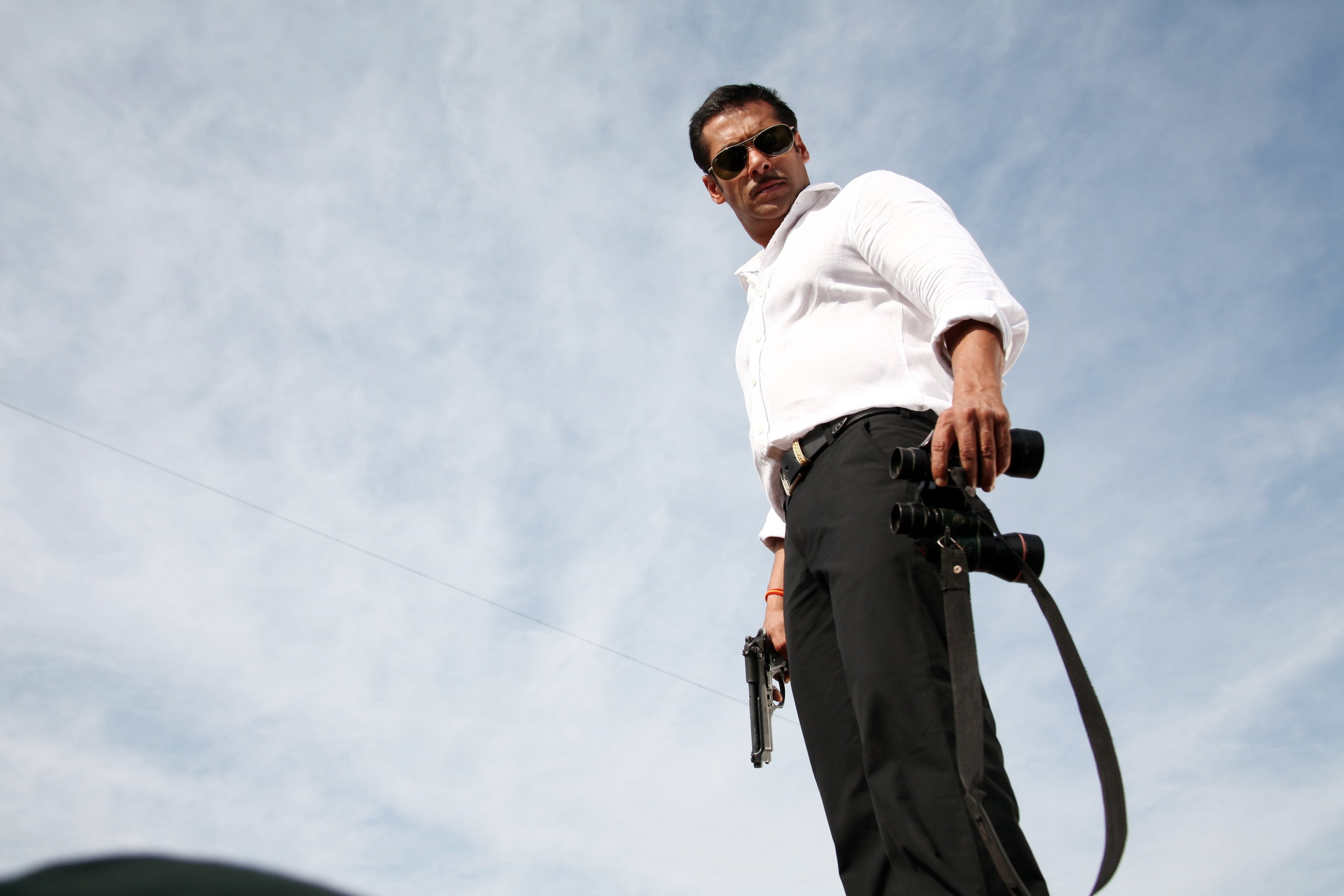white, dabangg, three quarter length, sky, adult, 2K, khan, dress, casual clothing, low angle view, salman khan, outdoors, day, nature, white suit, occupation, HD Wallpaper