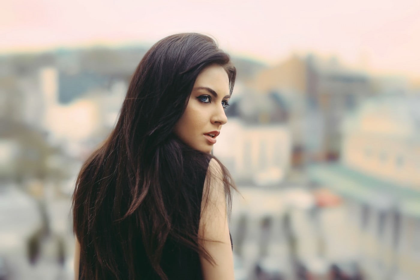 beauty, focus on foreground, young women, beautiful woman, hairstyle, blue eyes, brown hair, side view, face, headshot, lifestyles, 720P, women, looking away, HD Wallpaper