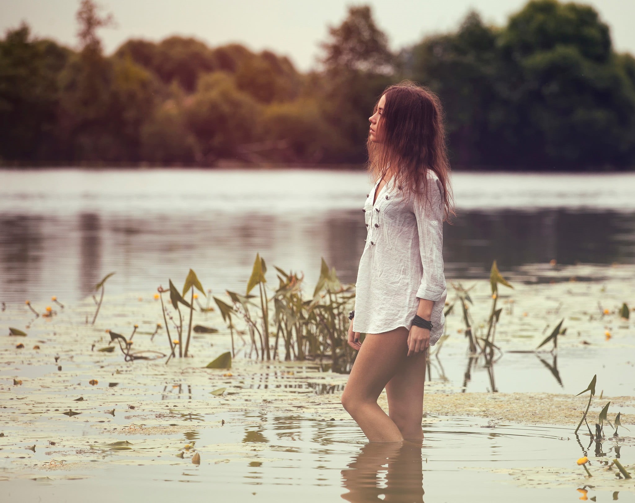 one person, 1080P, young women, real people, women outdoors, adult, nature, outdoors, hairstyle, plant, standing, model, lake, beautiful woman, young adult, HD Wallpaper