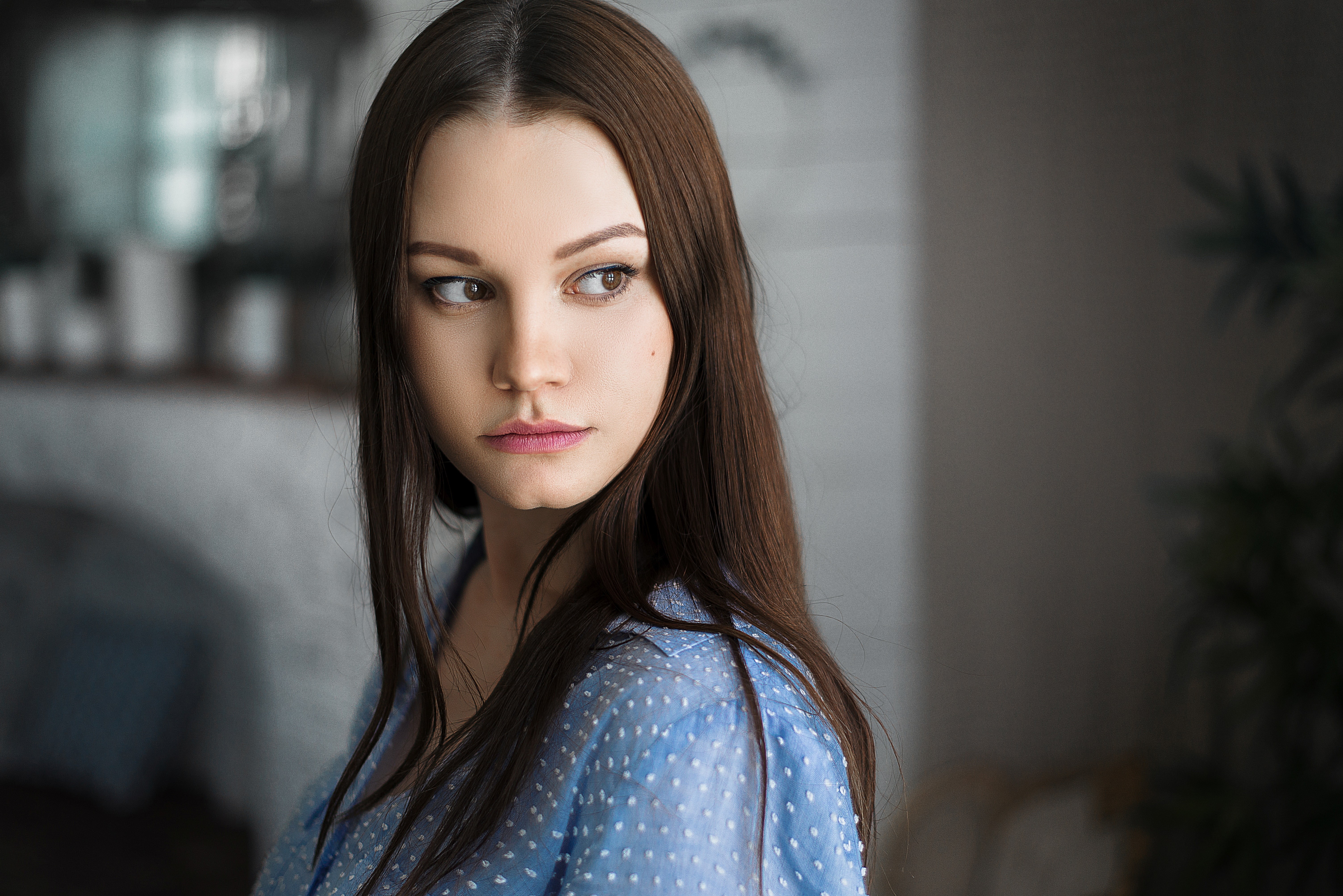brown hair, human face, hairstyle, front view, hair, teenager, blue shirt, one person, beauty, beautiful people, Igor Kondukov, 5K, looking at camera, HD Wallpaper