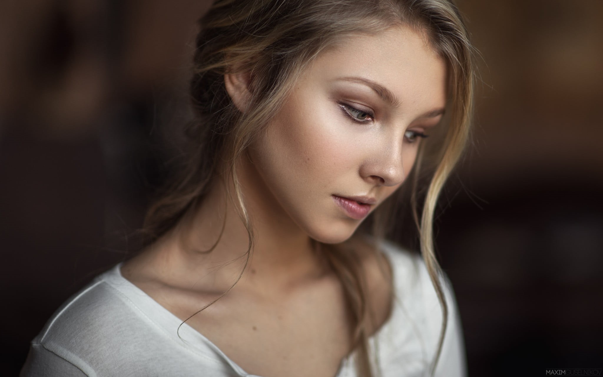 long hair, blonde, portrait, hair, Maxim Guselnikov, contemplation, looking, young adult, beauty, Alice Tarasenko, teenager, focus on foreground, young women, HD Wallpaper