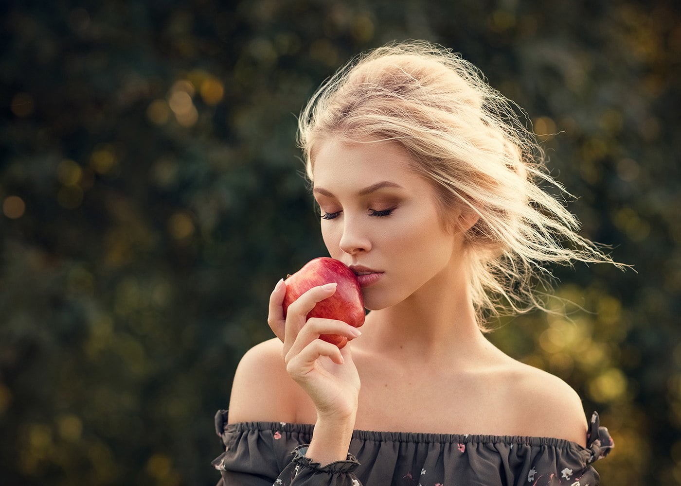 young women, women outdoors, headshot, bare shoulders, hair, Alice Tarasenko, leisure activity, holding, adult, lifestyles, closed eyes, portrait, long hair, HD Wallpaper