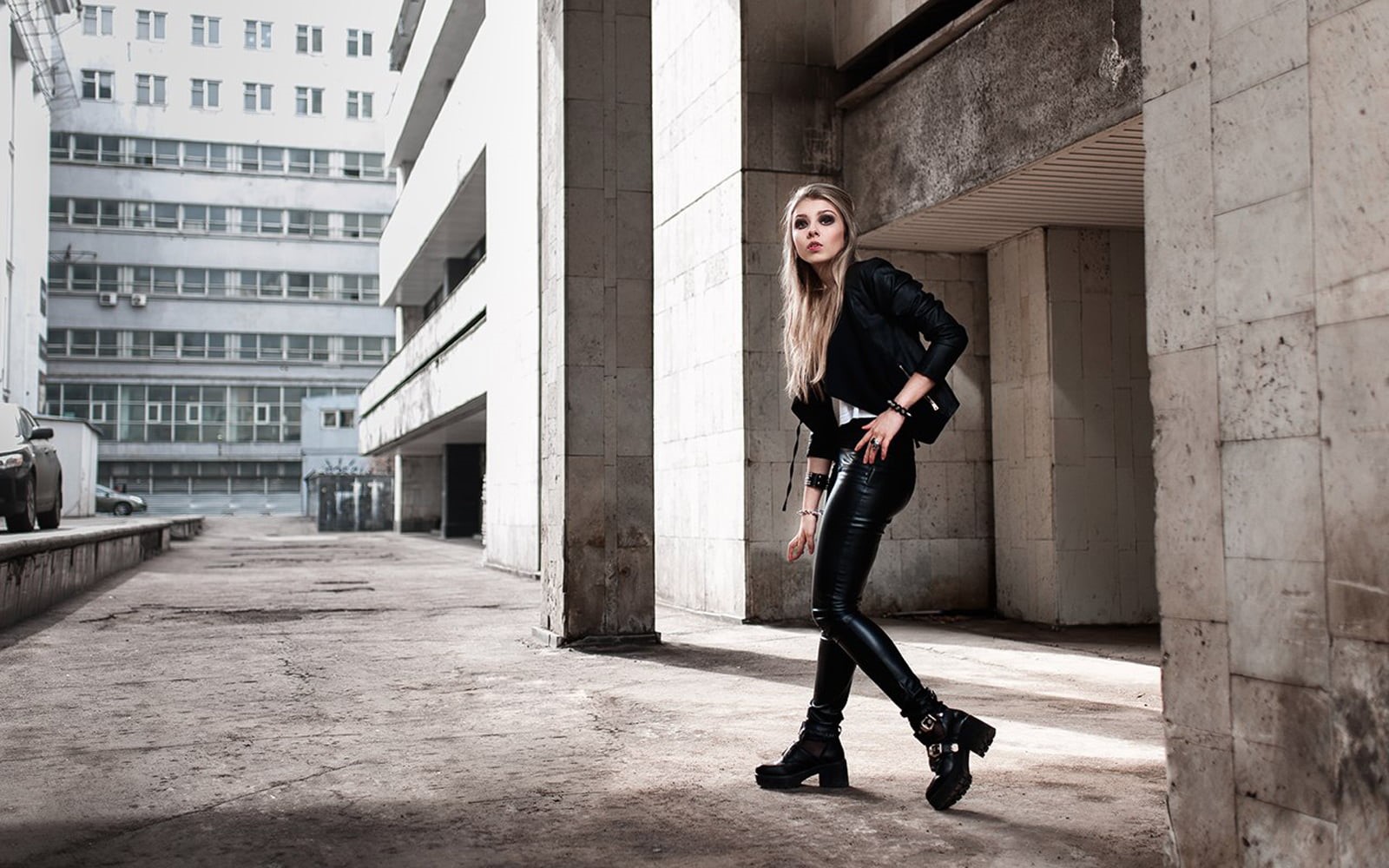 Alice Tarasenko, Nikita Osipov, women, model, 720P, black leather clothing, outdoors, HD Wallpaper