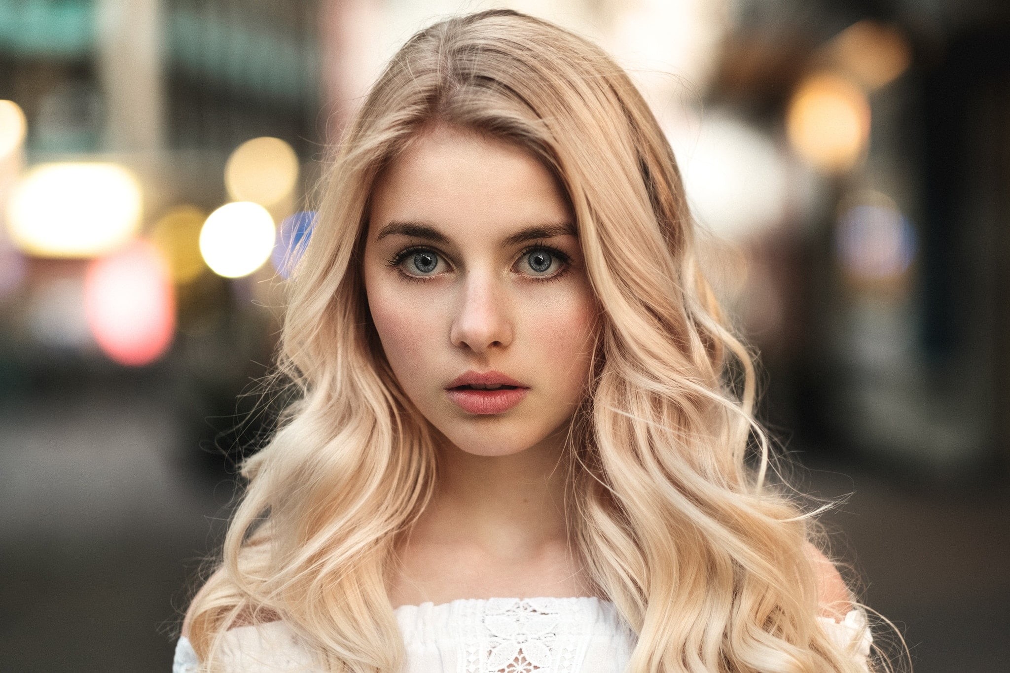 headshot, adolescence, blond hair, front view, city, Jellina Haeuser, adult, hair, portrait, hairstyle, fashion, child, beautiful woman, young adult, blonde, HD Wallpaper