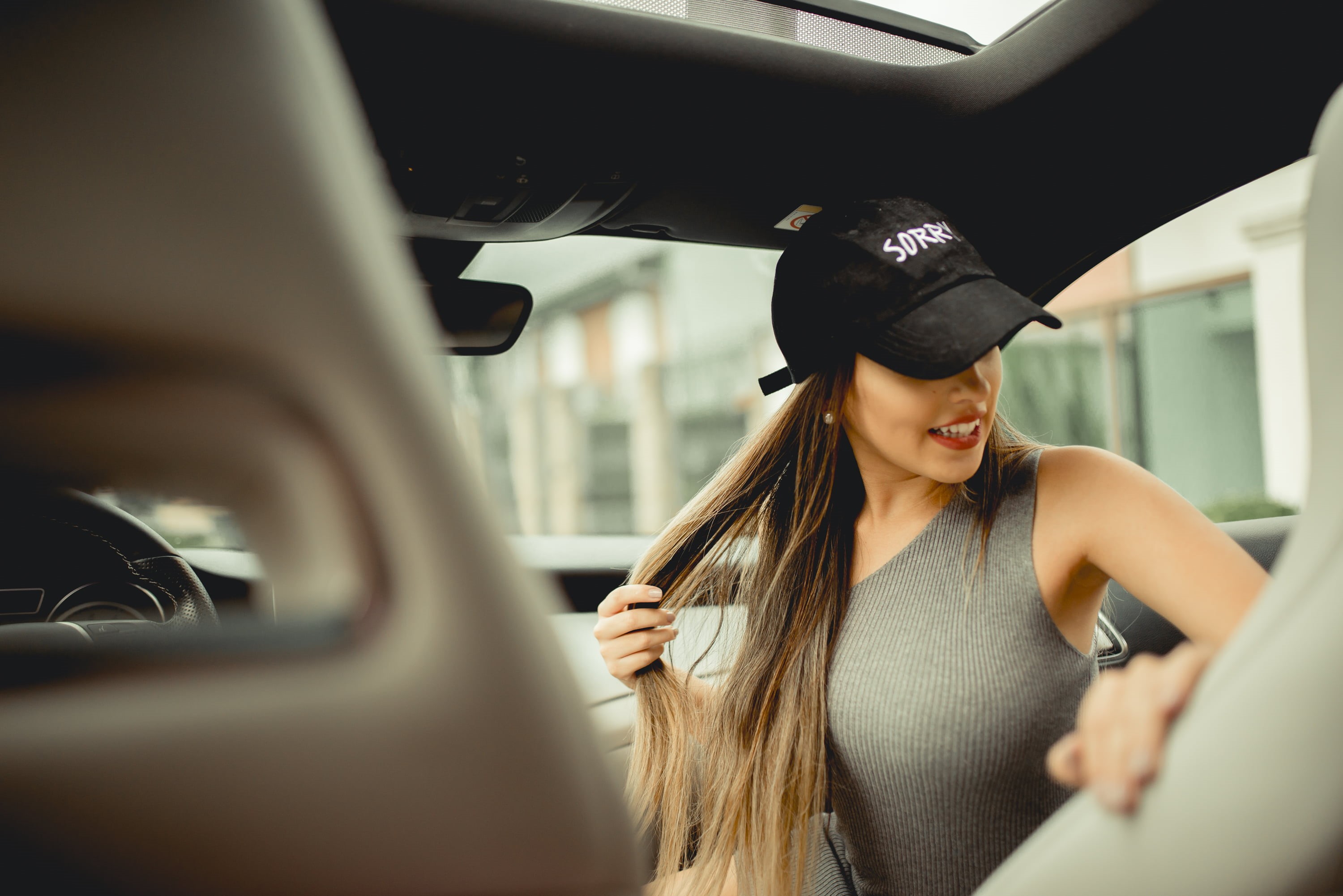 young women, transportation, gray dress, pearl earrings, open mouth, car interior, car, hair, hairstyle, straight hair, vehicle interior, model, lifestyles, HD Wallpaper