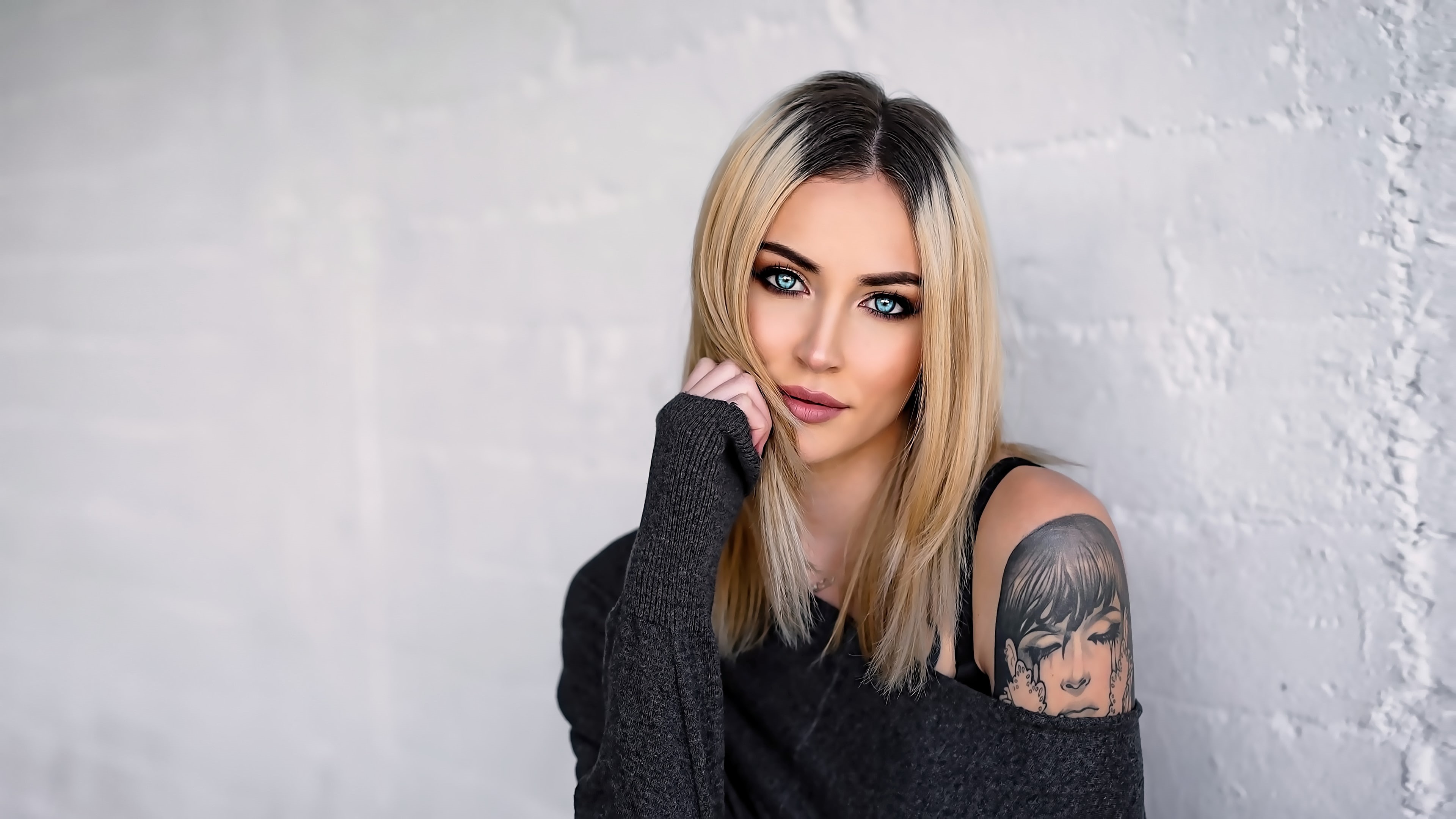 blue eyes, Stephanie LeBlanc, long hair, women, blonde, model, tattoo, people, bare shoulders, makeup, 4K, wall, looking at viewer, HD Wallpaper