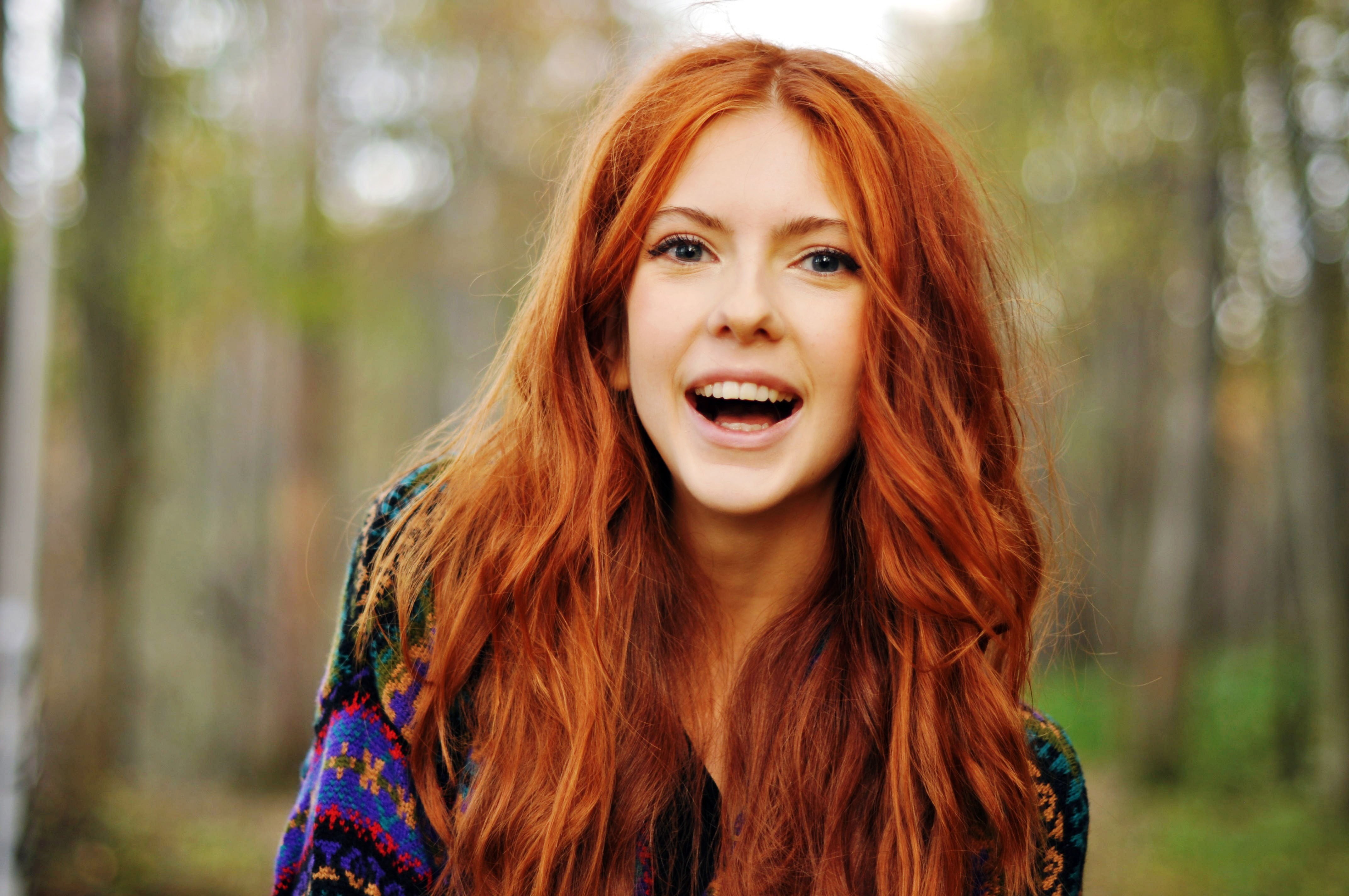 one Person, joy, wearing, looking, woman, tree, blond Hair, shirt, color Image, candid, enjoyment, happiness, nature, hairstyle, adult, park - Man Made Space, HD Wallpaper