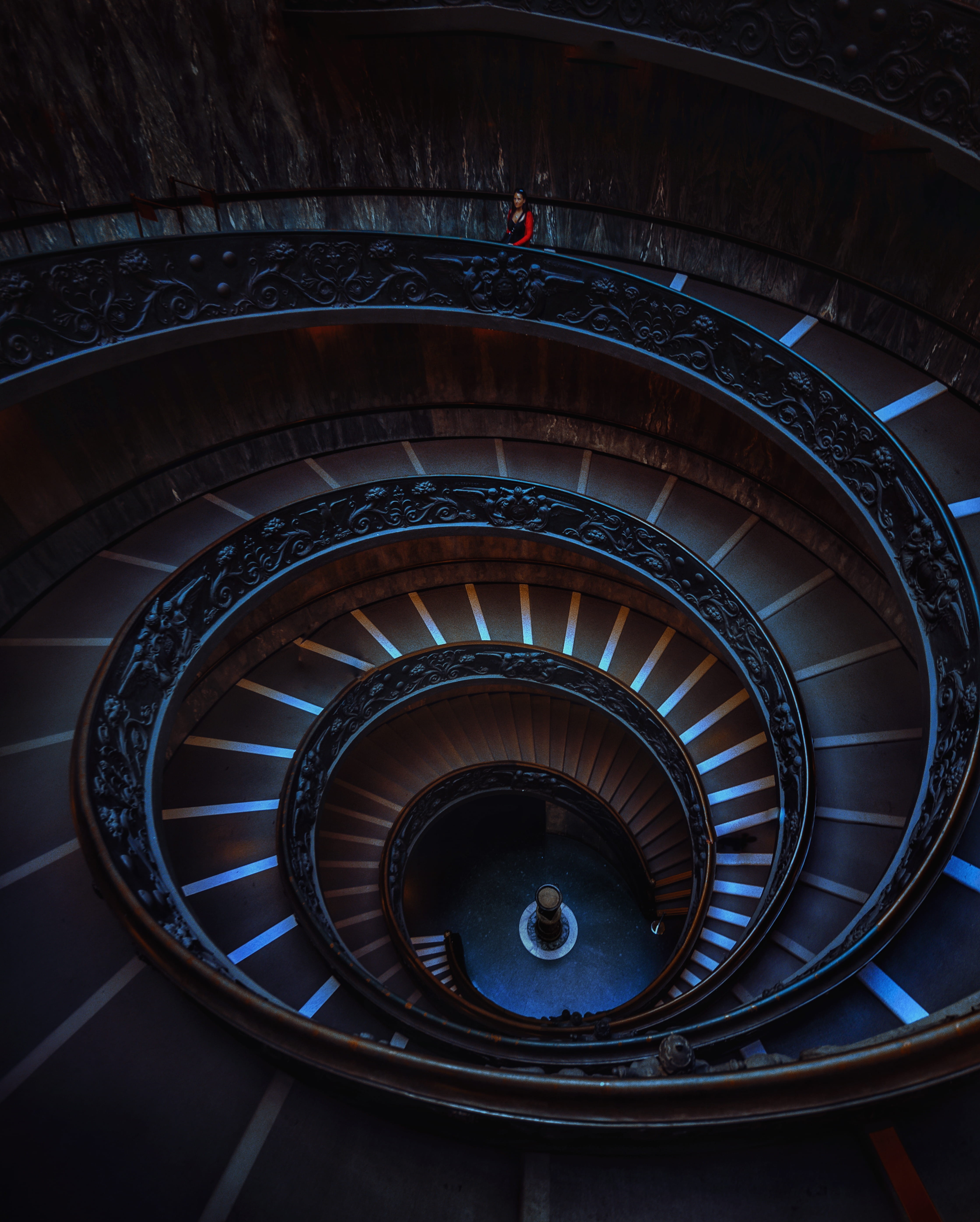 vatican, building Exterior, modern, walking, travel, design, railing, spiral, circle, italy, dark style, woman, inside Of, swirl, candid, old, pattern, Phone HD Wallpaper