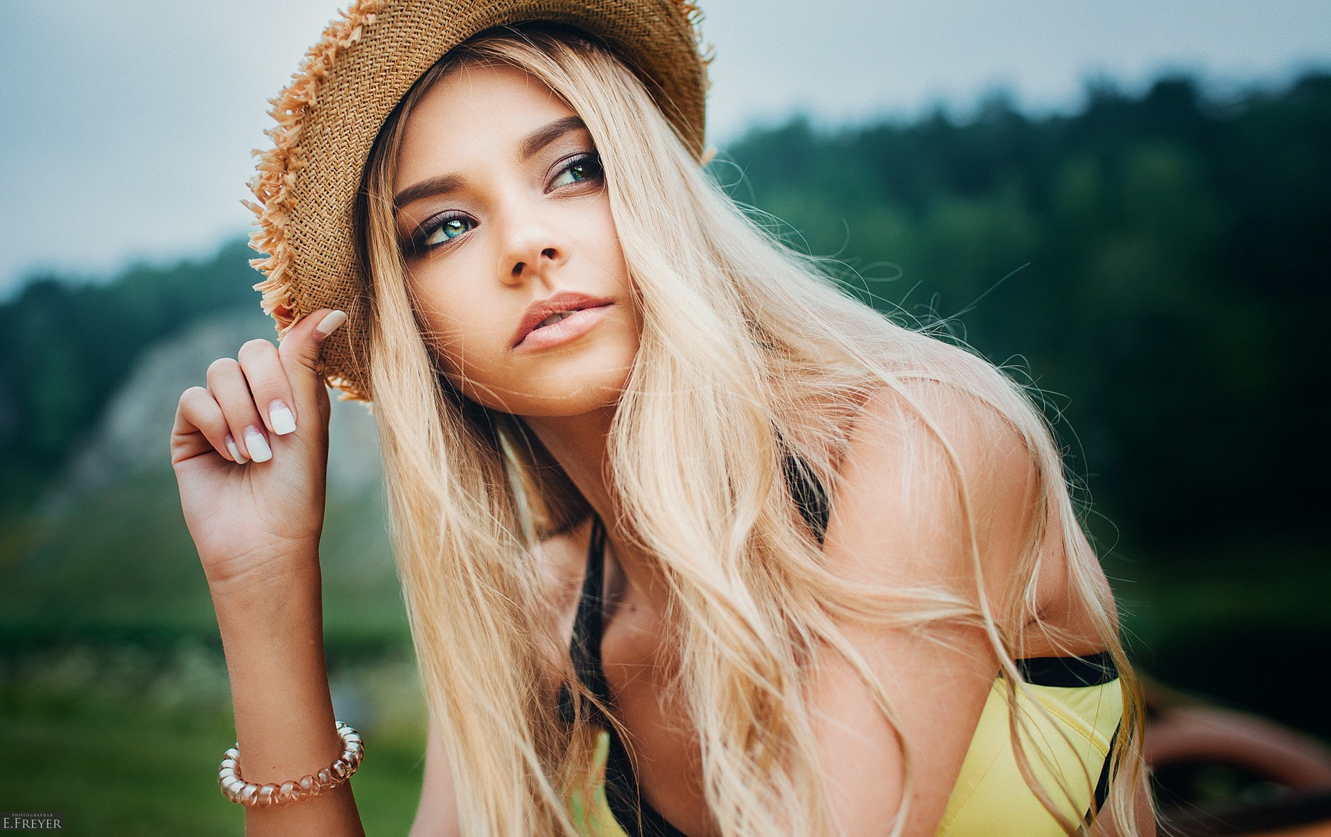 human face, nature, young adult, Polina Kostyuk, fashion, portrait, beautiful woman, women, young women, outdoors, one person, blond hair, blonde, long hair, HD Wallpaper