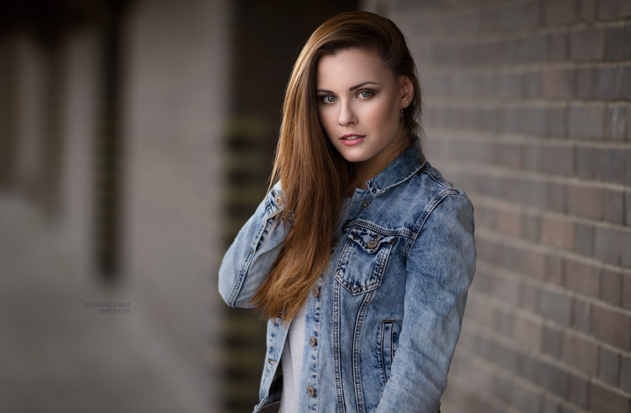 women, depth of field, portrait, looking at viewer, jeans jacket, jeans, brunette, model, 1080P, HD Wallpaper